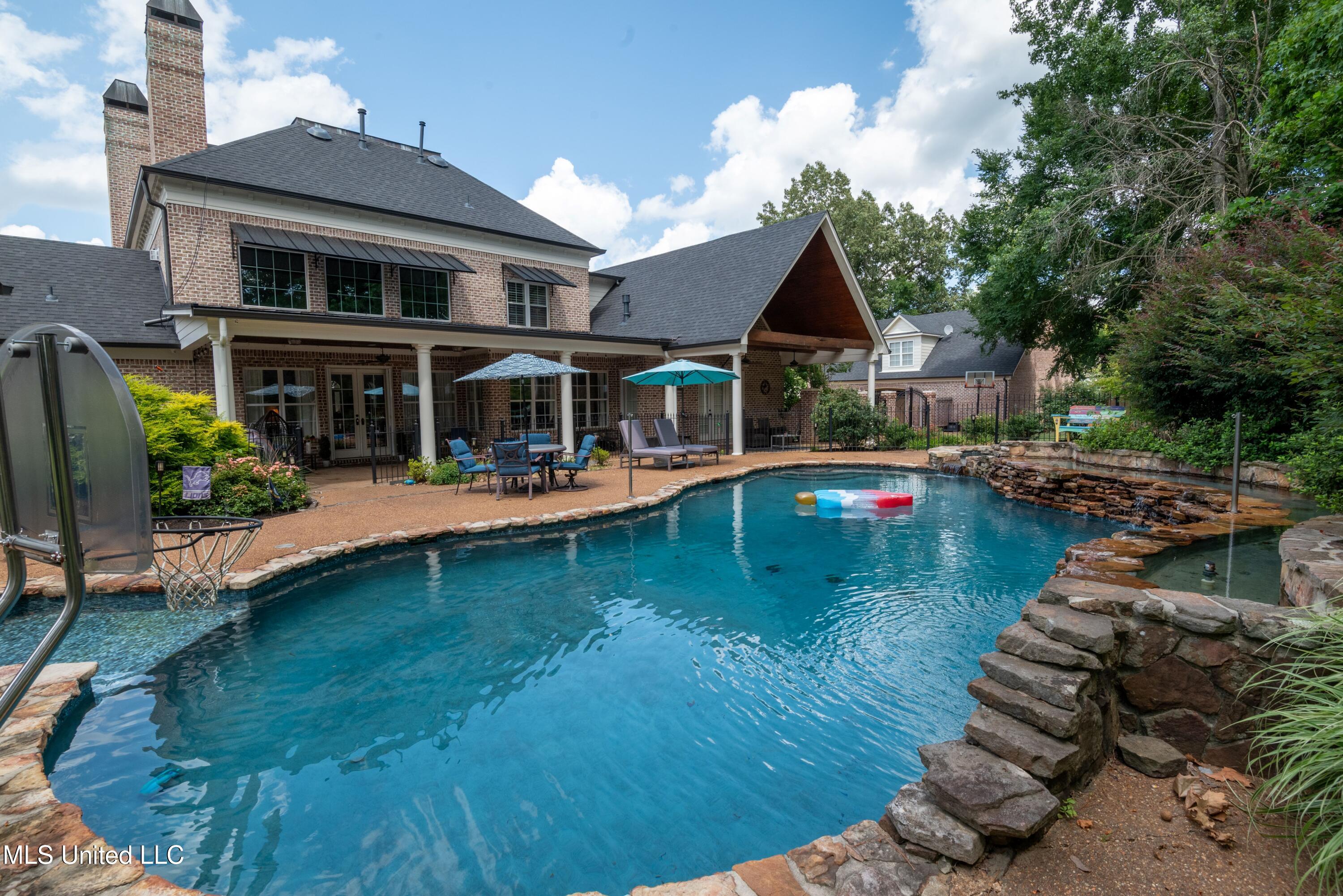 2843 Manning Circle S Property Photo 43