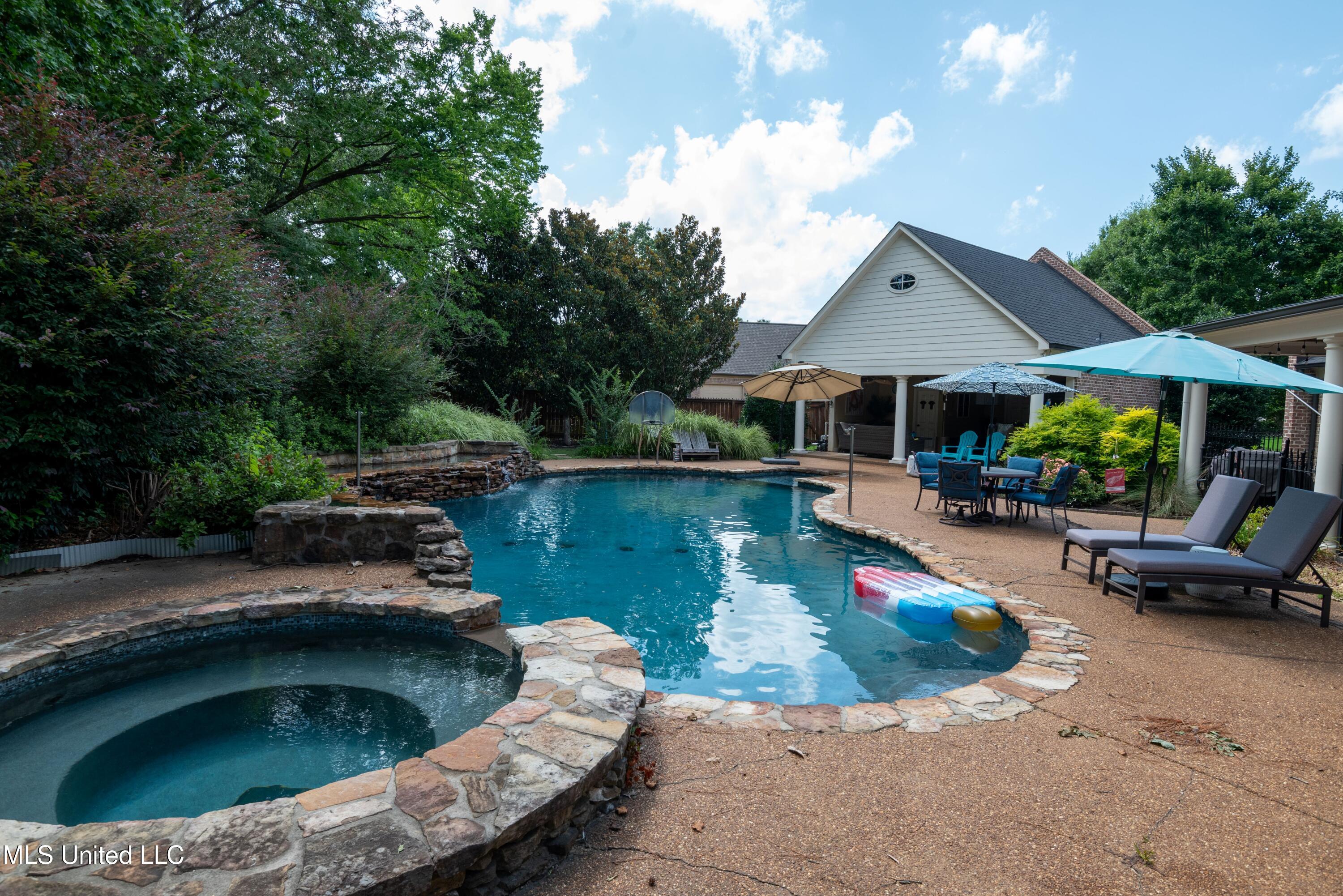 2843 Manning Circle S Property Photo 46