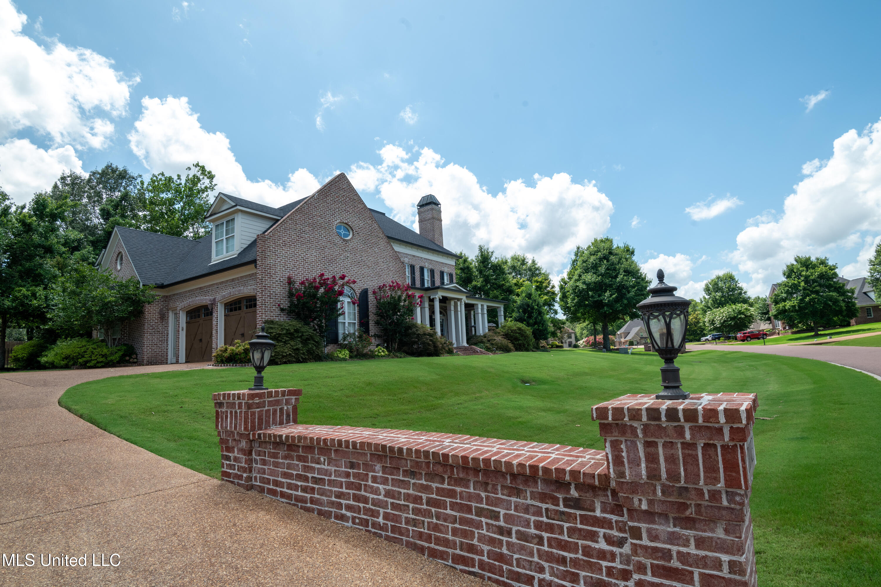 2843 Manning Circle S Property Photo 53