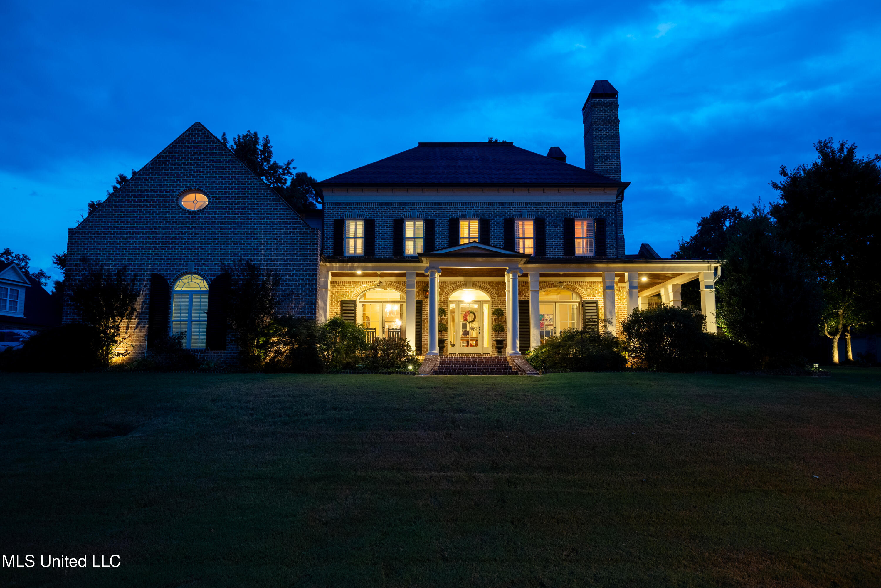 2843 Manning Circle S Property Photo 54