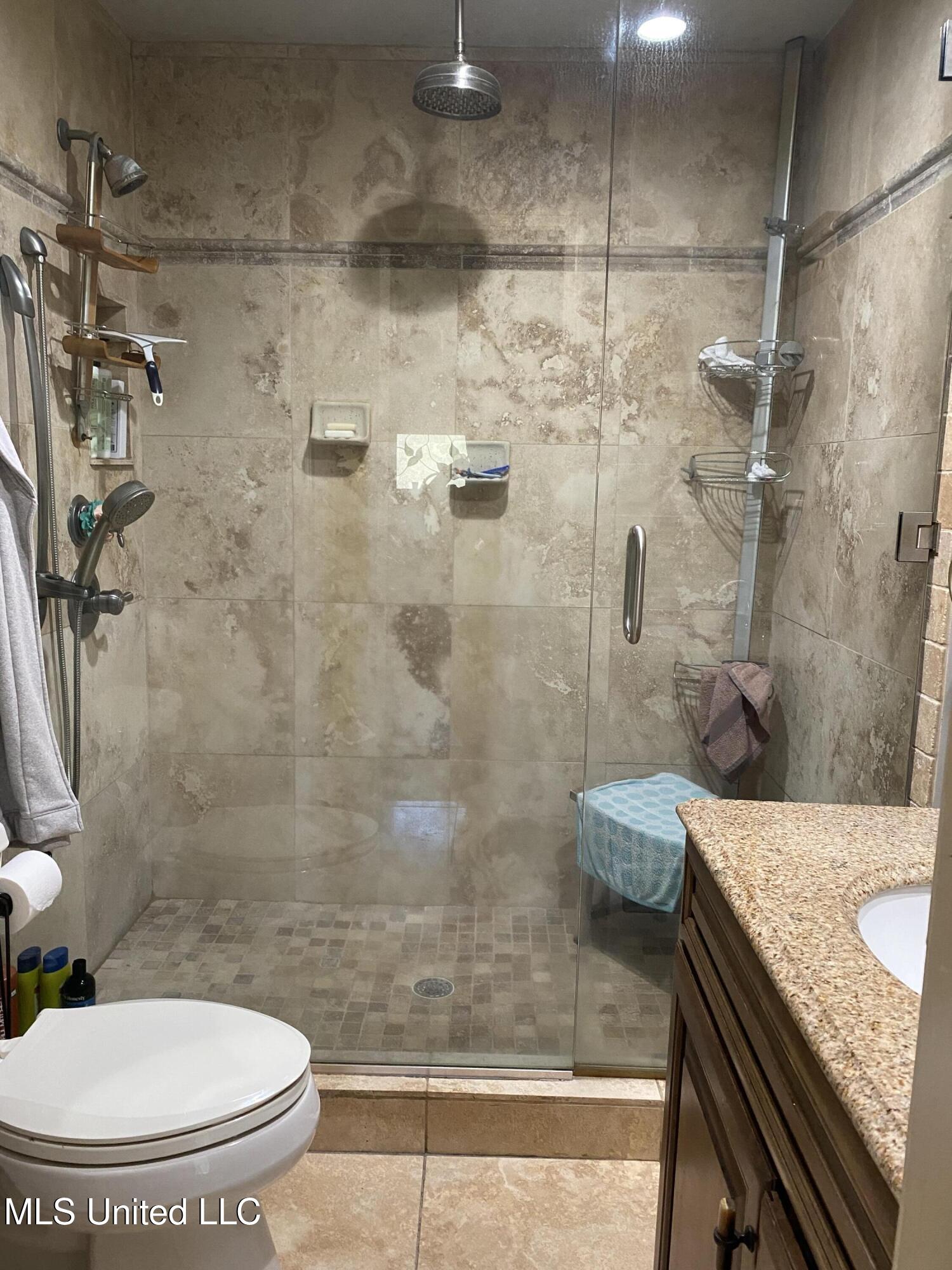 8870 Collinswood Drive Property Photo 13