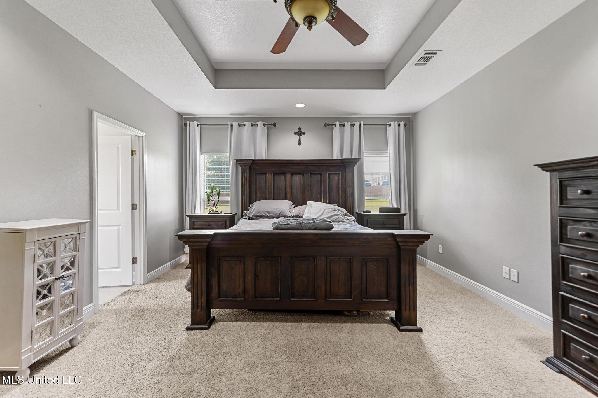 22140 Red Fox Run Property Photo 17