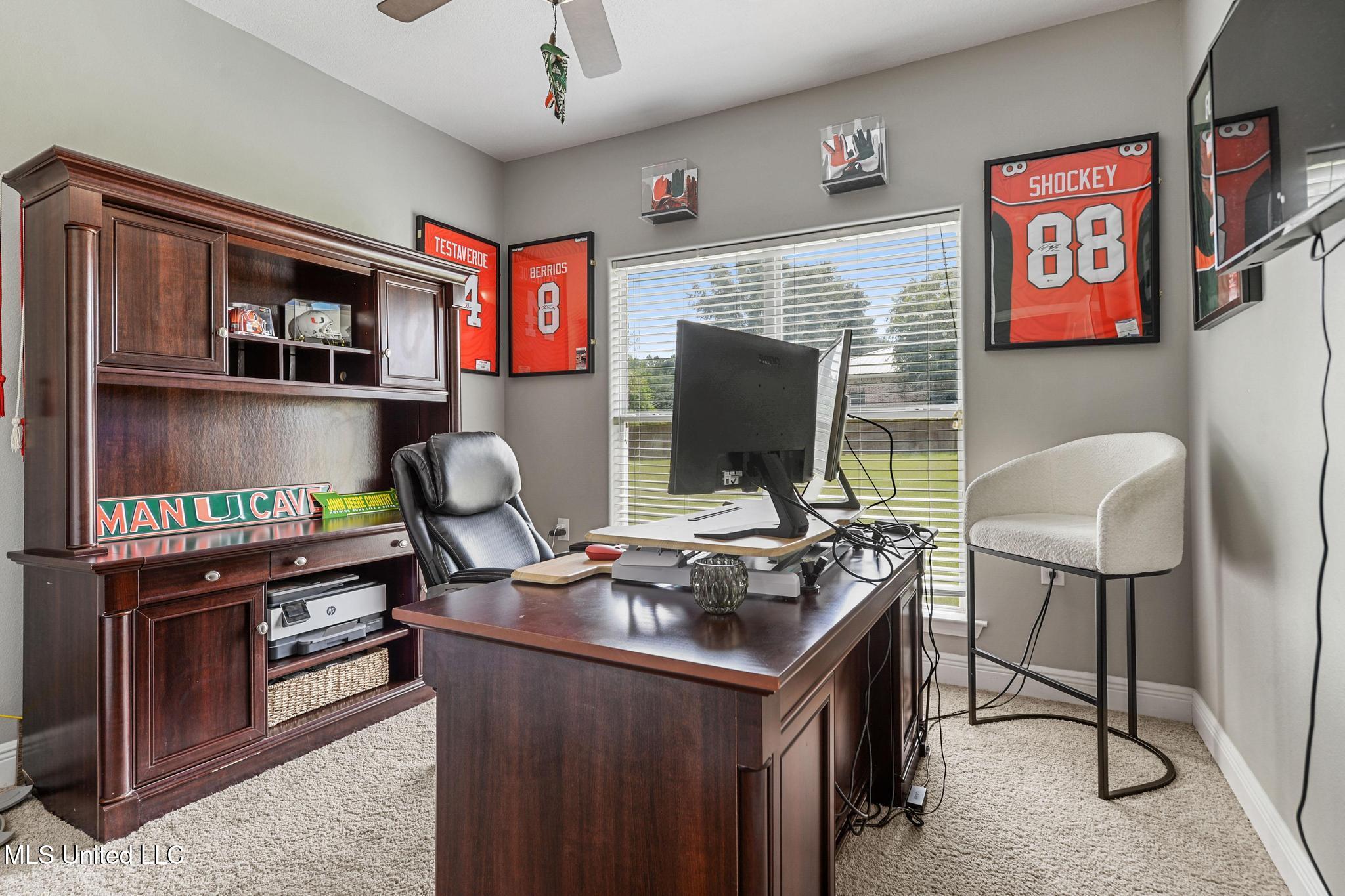 22140 Red Fox Run Property Photo 25