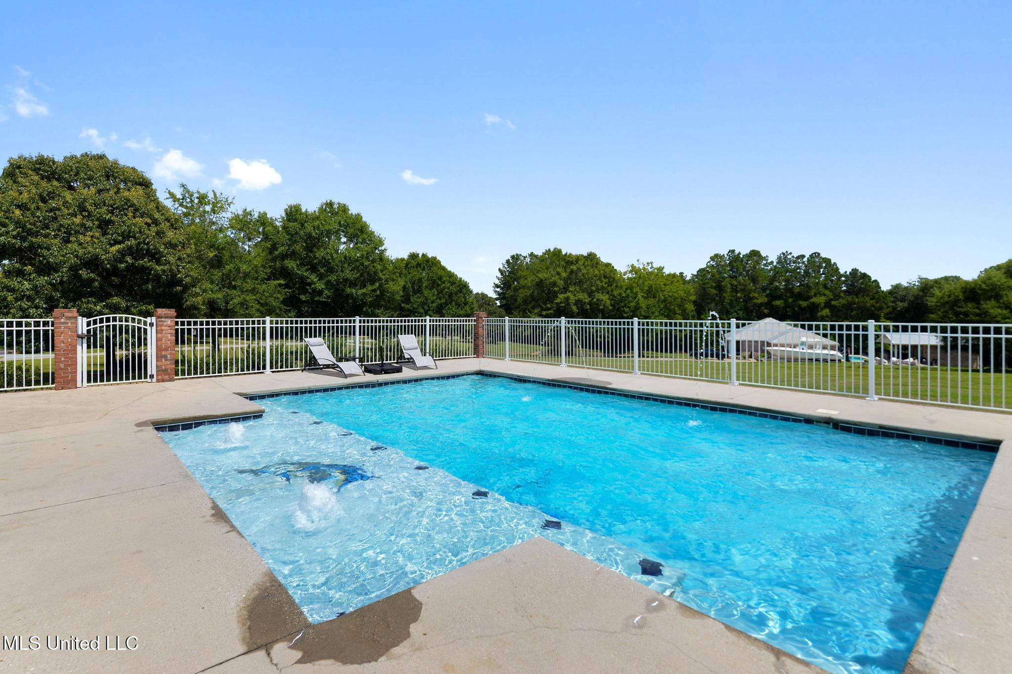 22140 Red Fox Run Property Photo 31