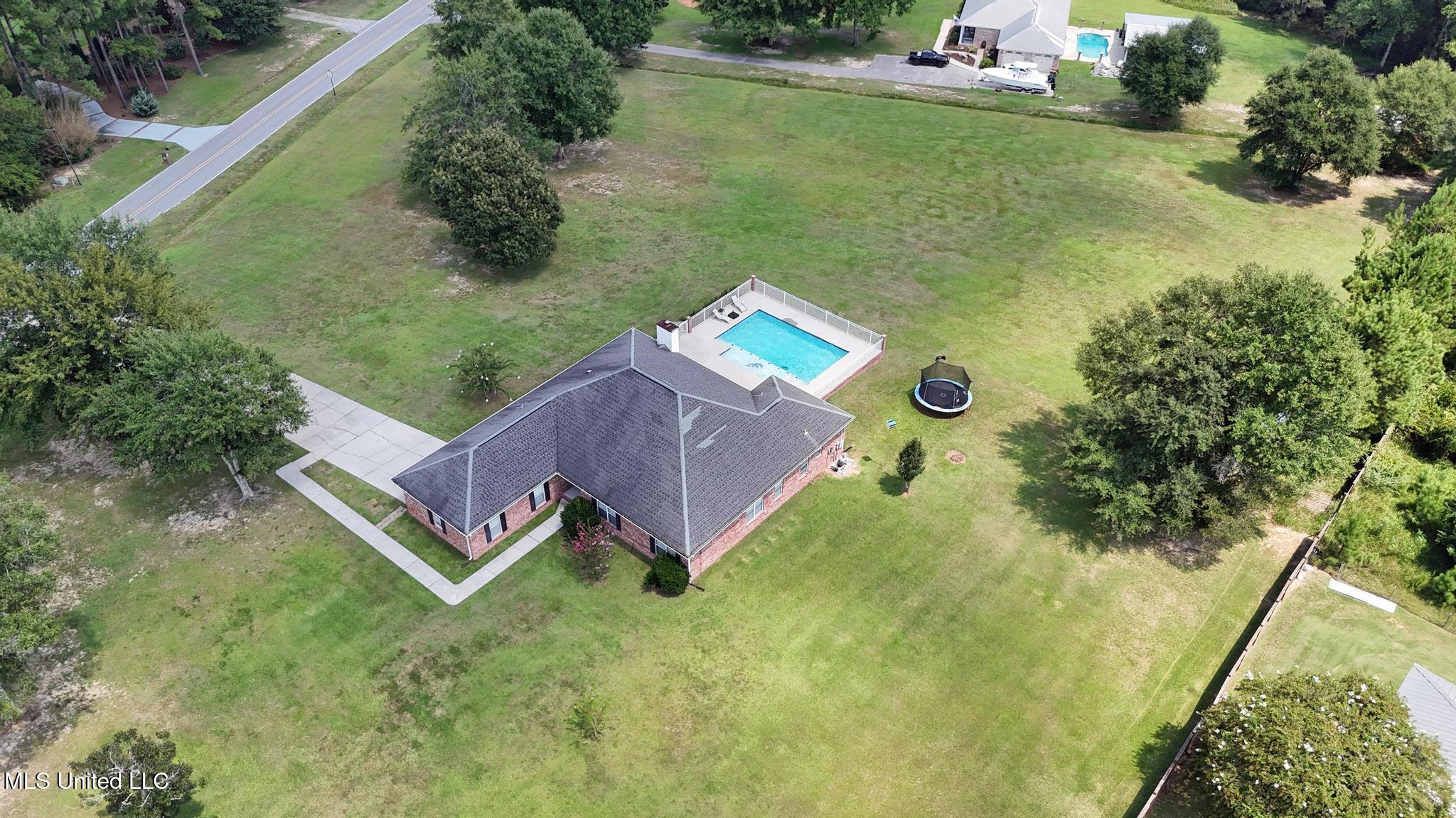 22140 Red Fox Run Property Photo 41
