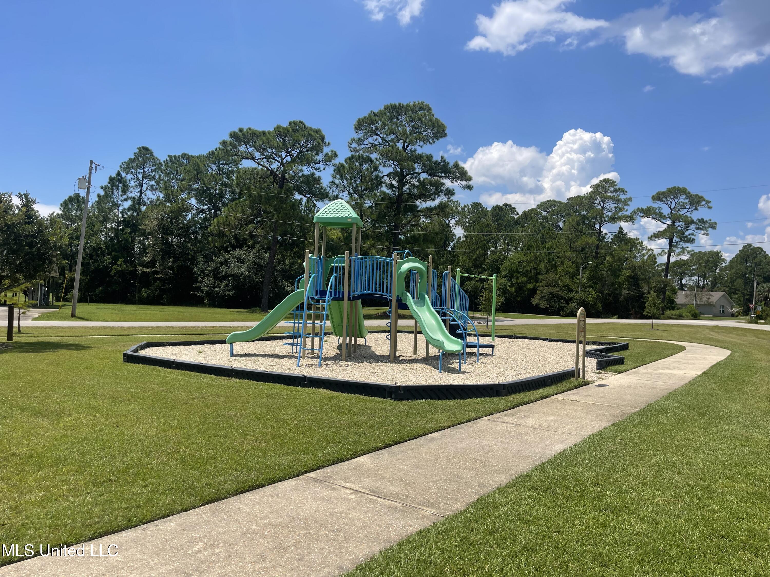 Lot 17 Poinsetta Loop Property Photo 4