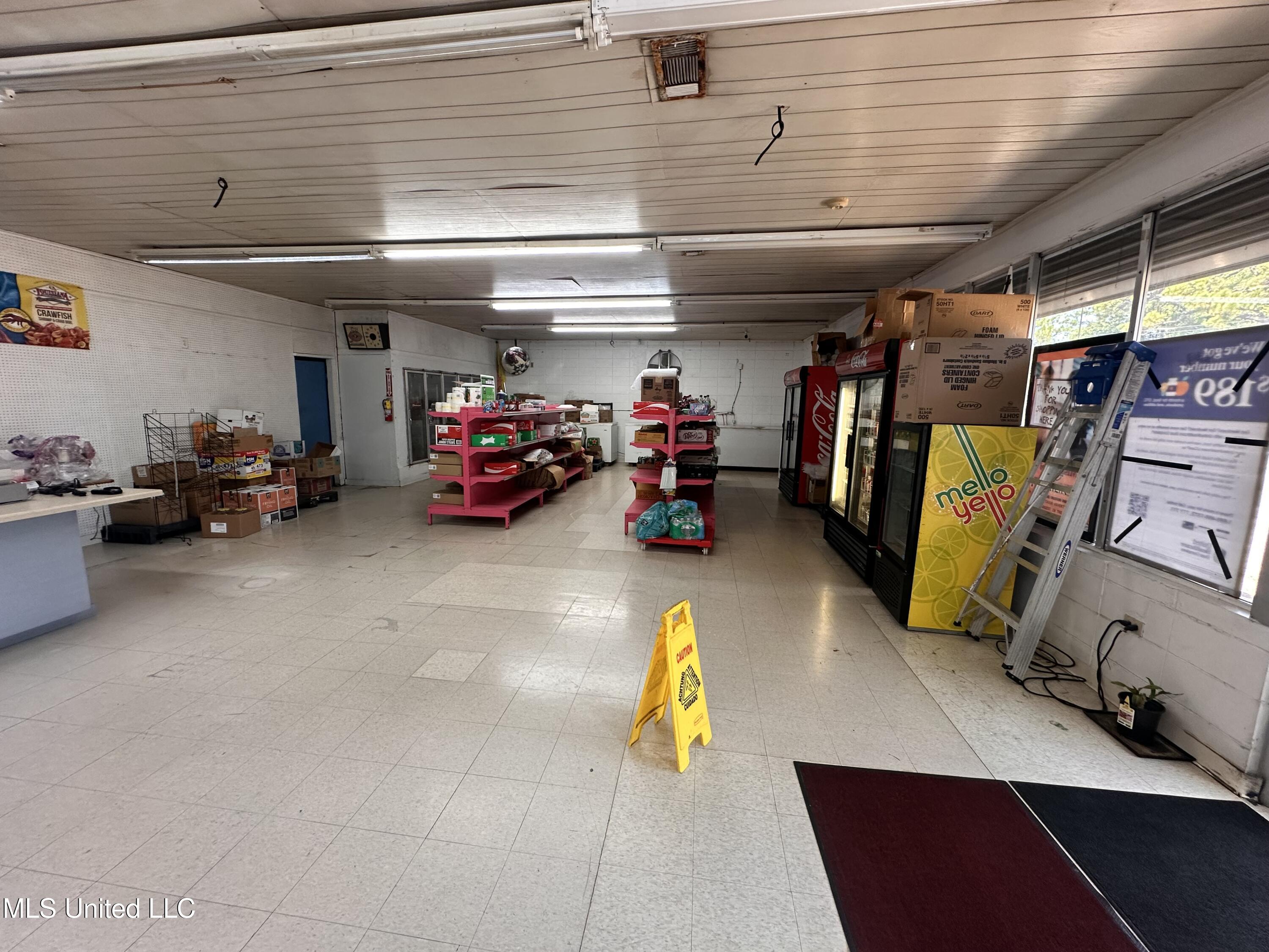 1225 34th Street Property Photo 10