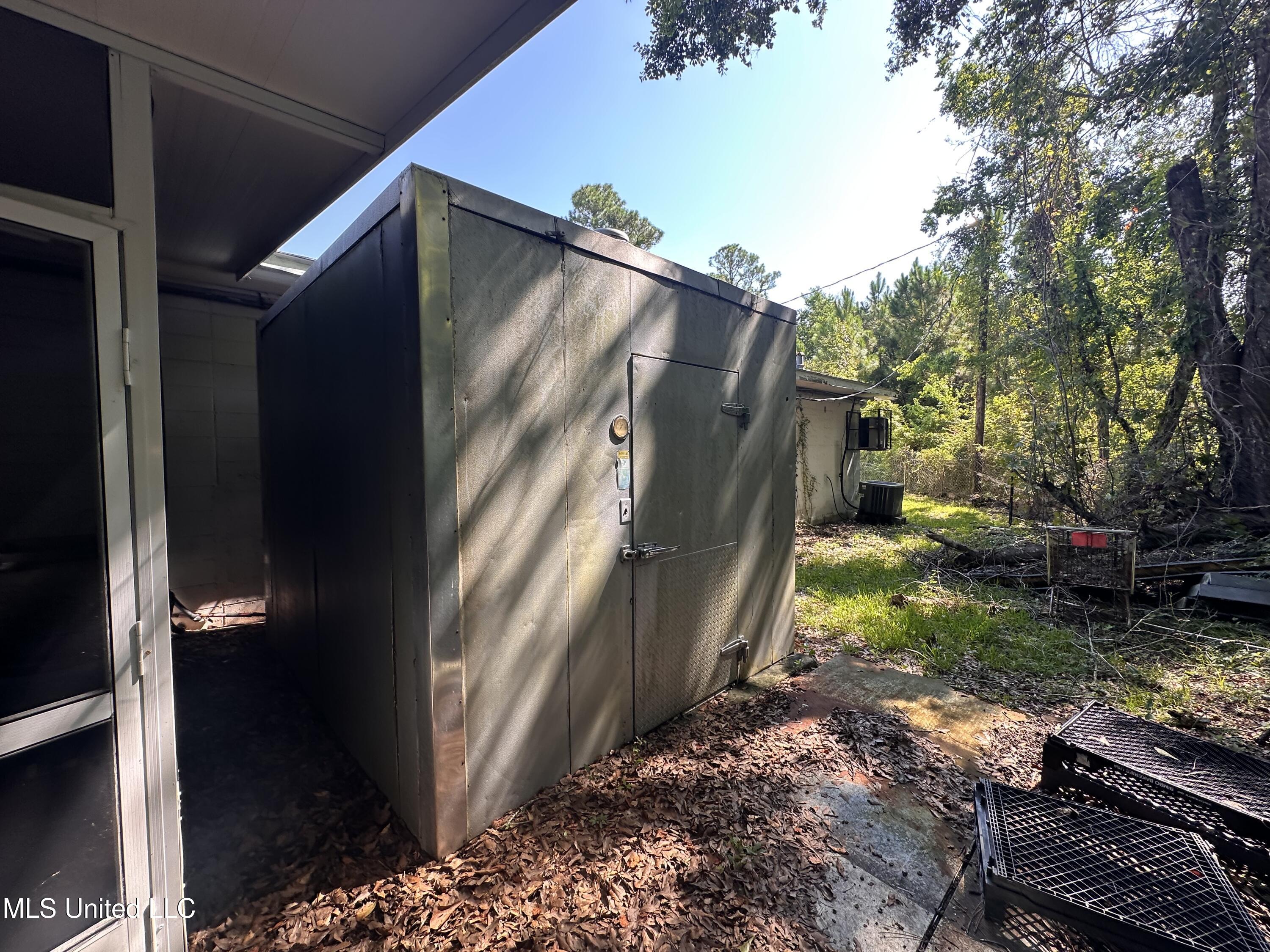 1225 34th Street Property Photo 25