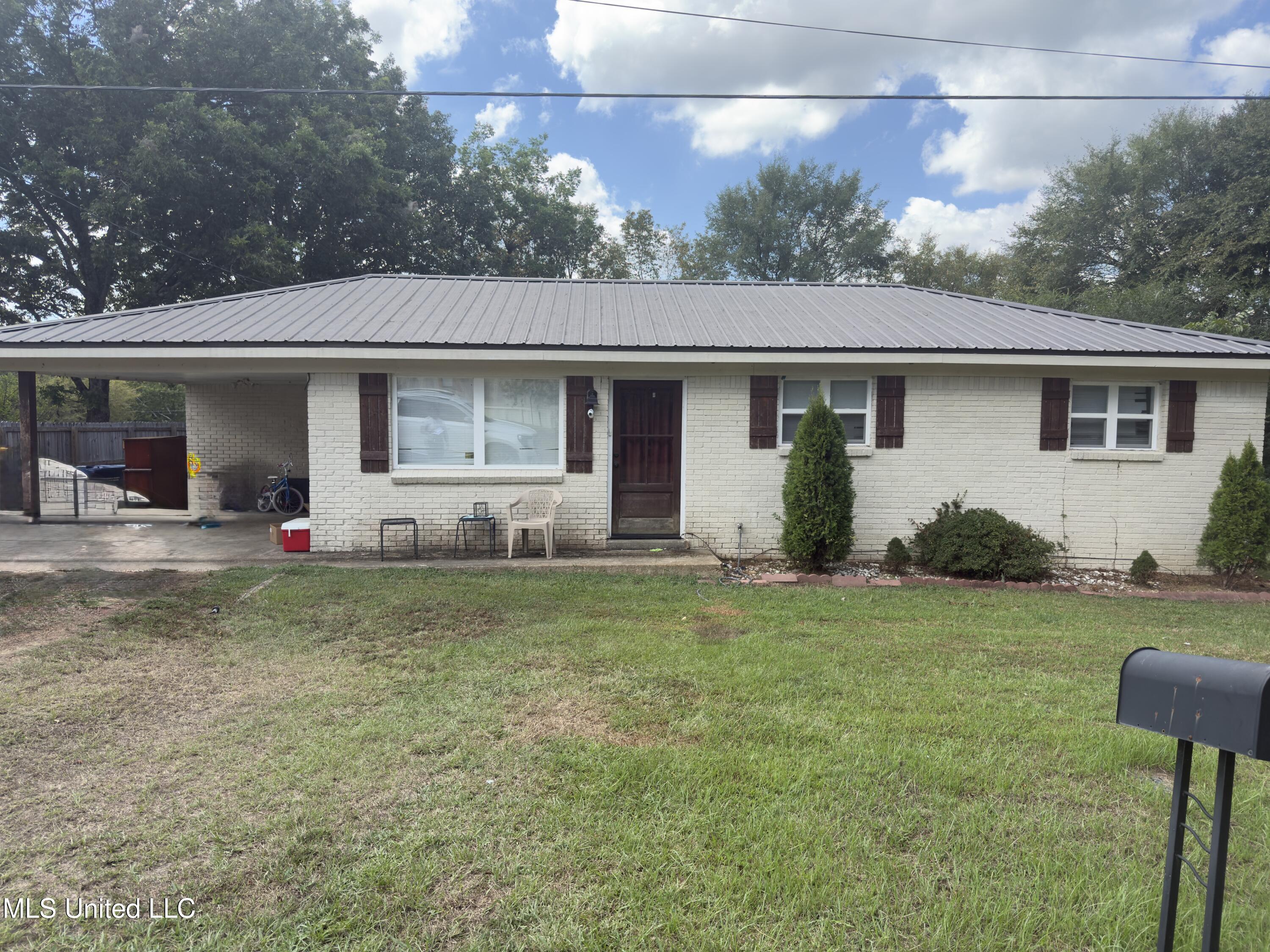 442 Herron Subdivision Property Photo 1