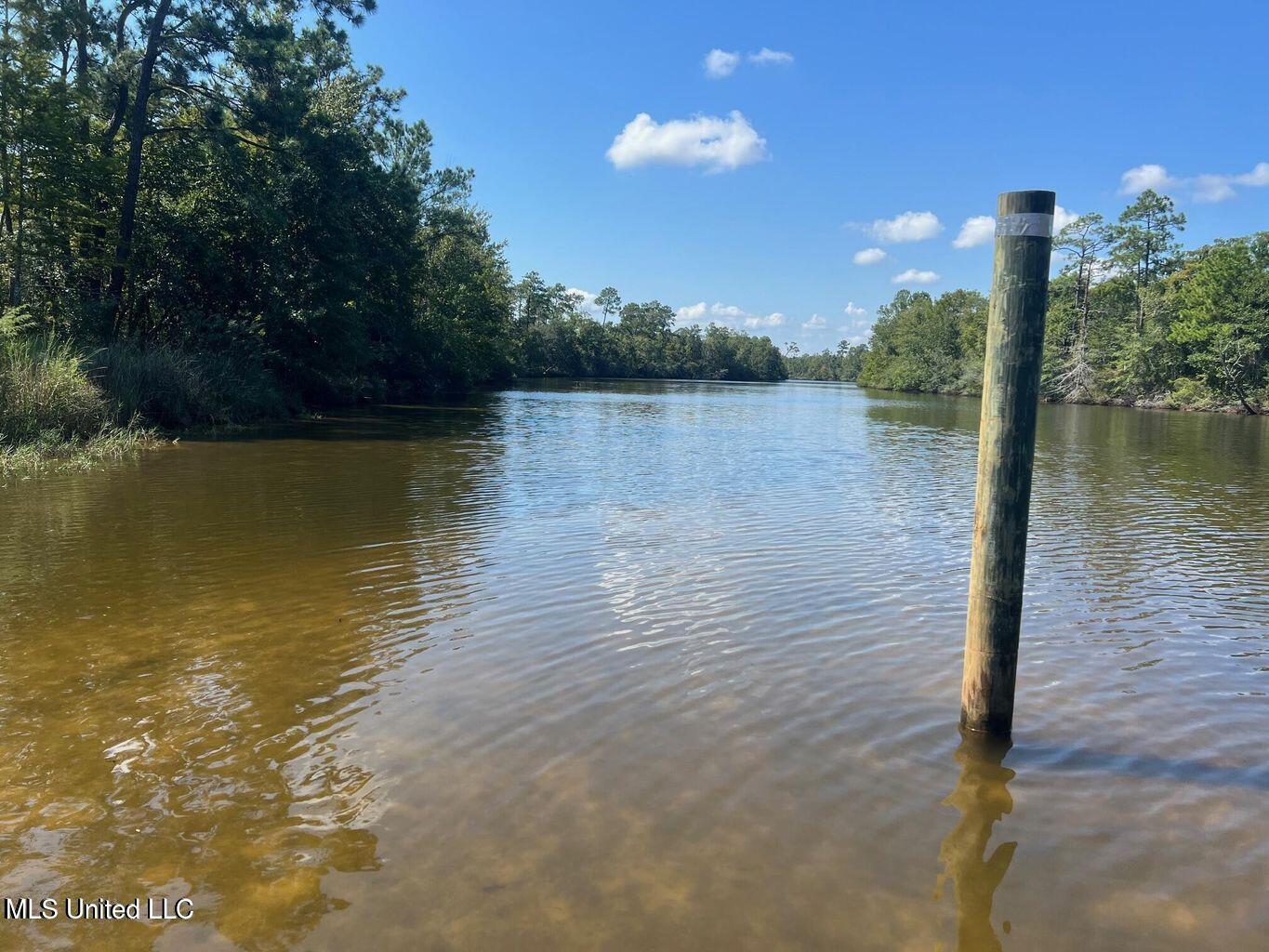 Bayou Drive Property Photo 10