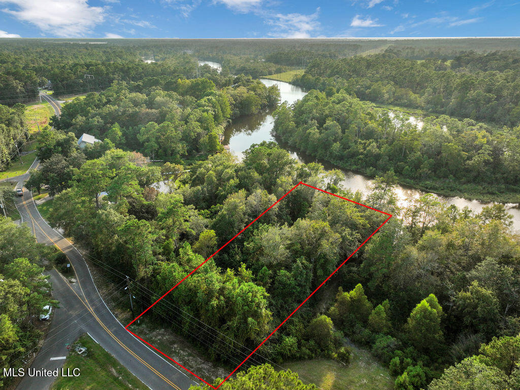 Bayou Drive Property Photo 14