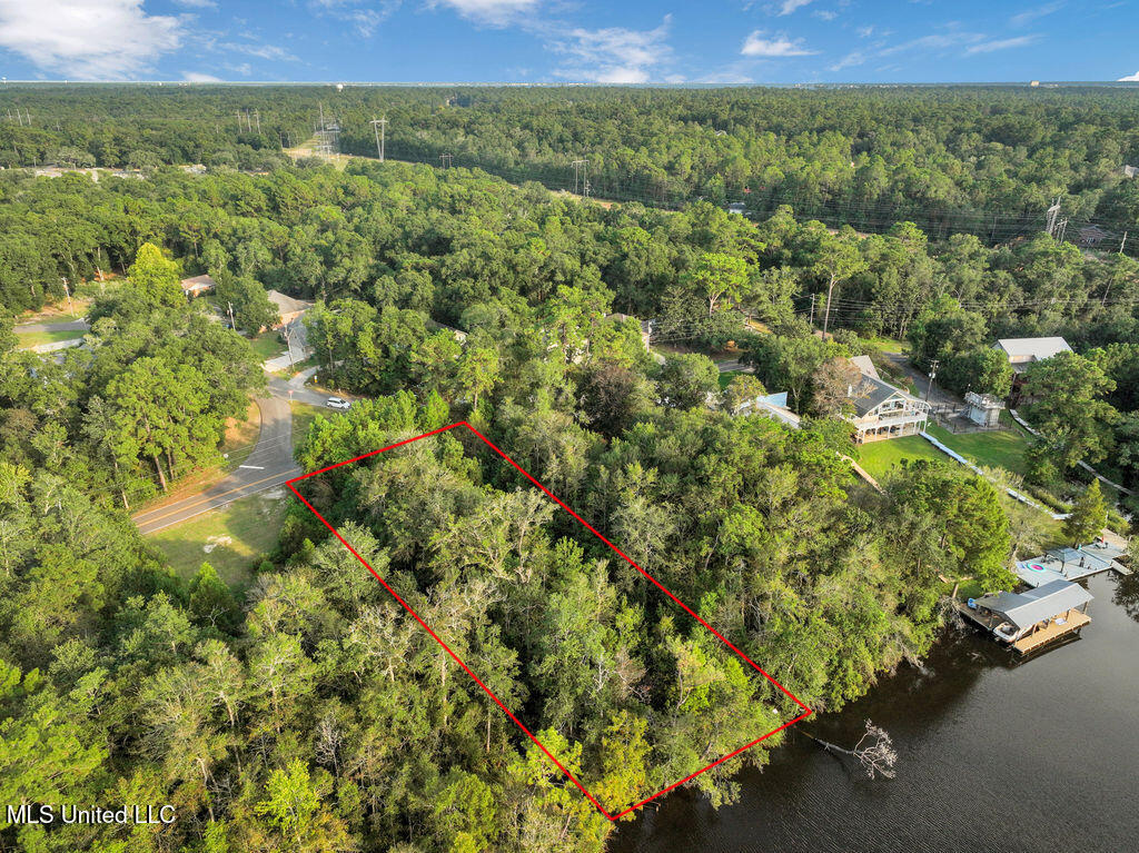 Bayou Drive Property Photo 15