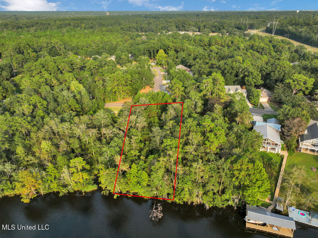Bayou Drive Property Photo 16