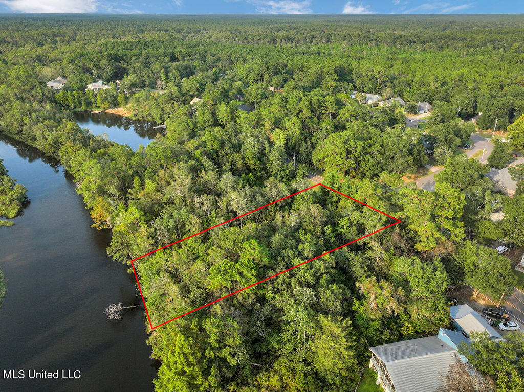 Bayou Drive Property Photo 17