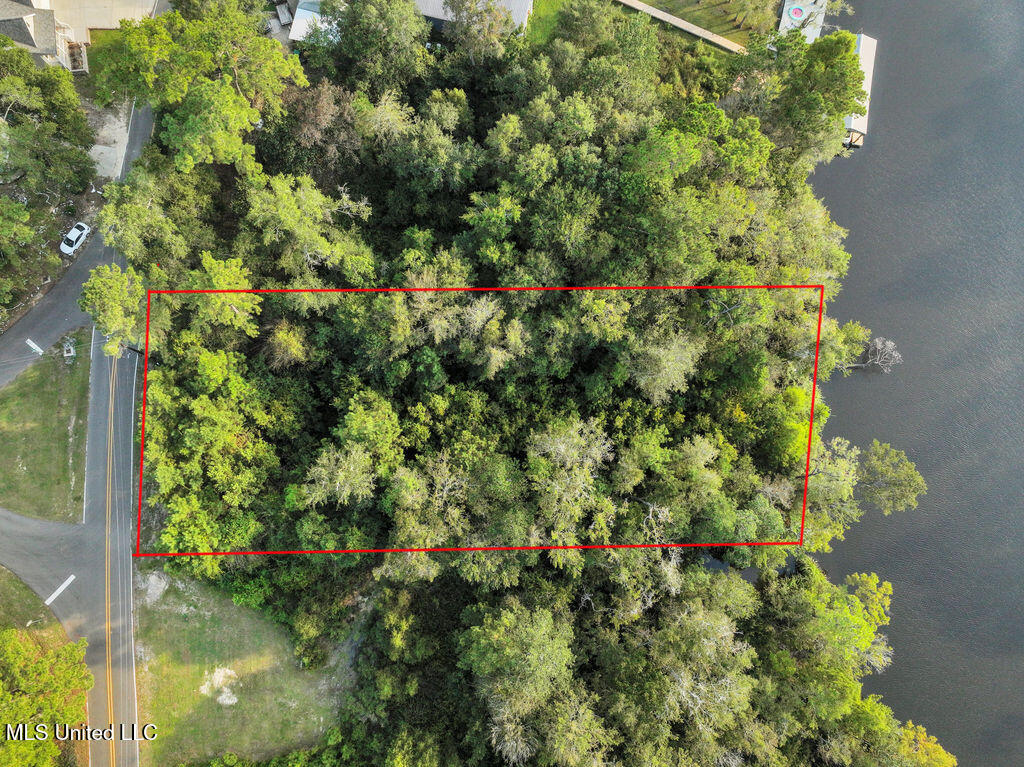 Bayou Drive Property Photo 18