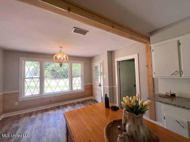 206 Lewis Street Property Photo 7