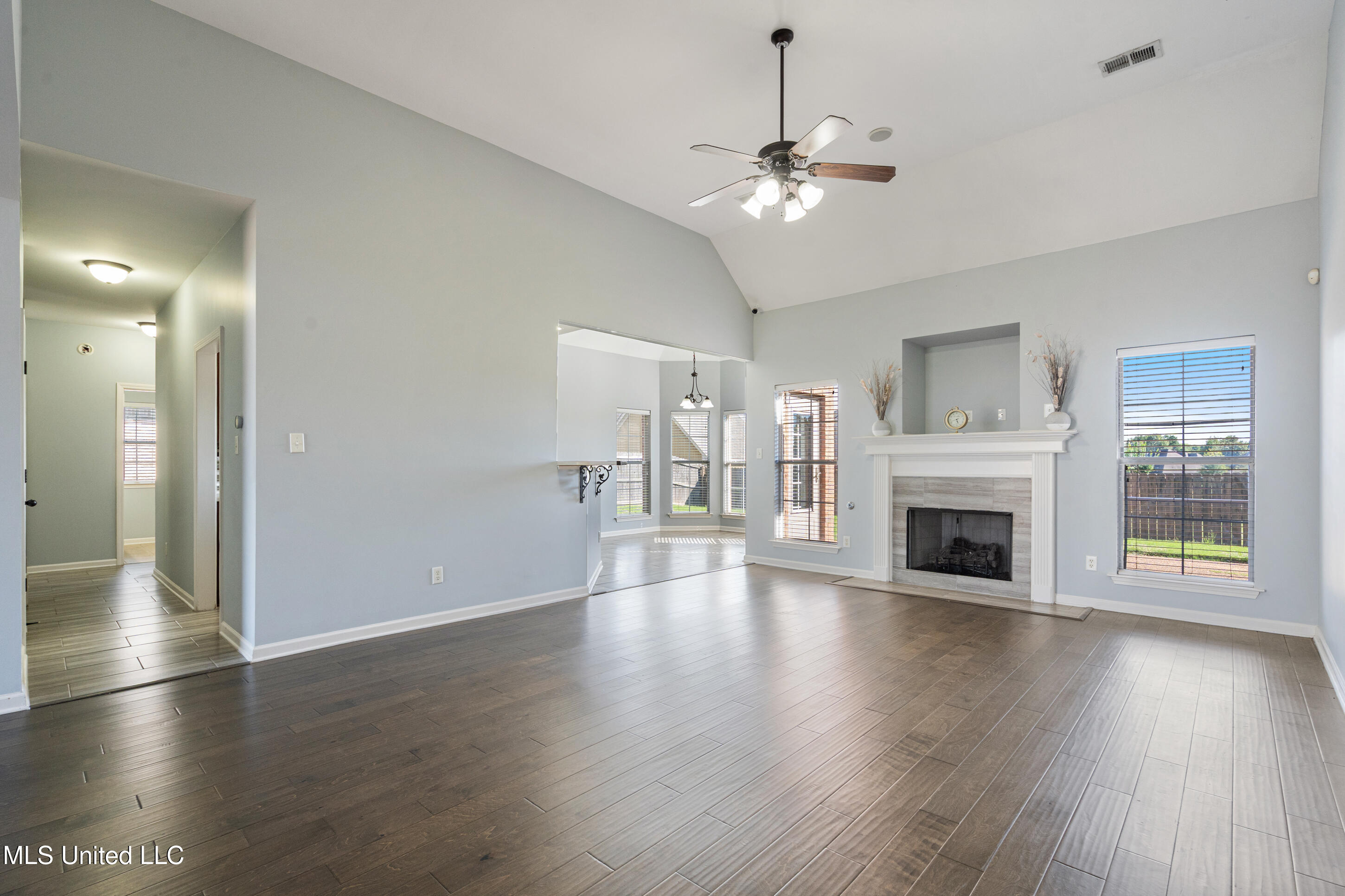 3091 Bramble Crest Drive Property Photo 5