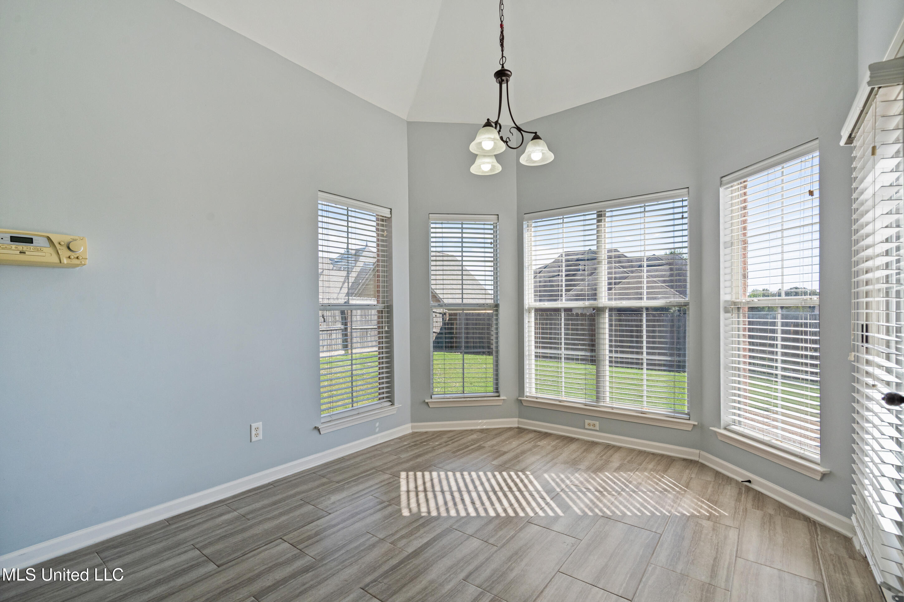 3091 Bramble Crest Drive Property Photo 10