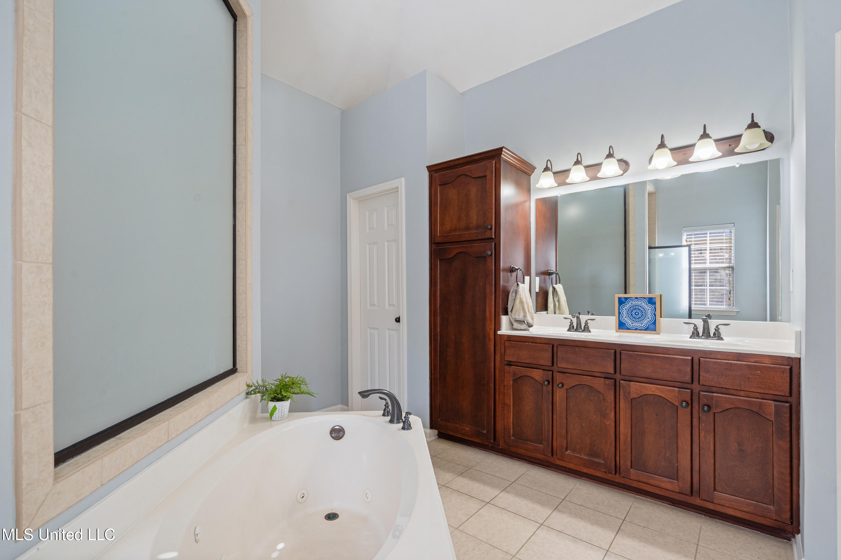 3091 Bramble Crest Drive Property Photo 11