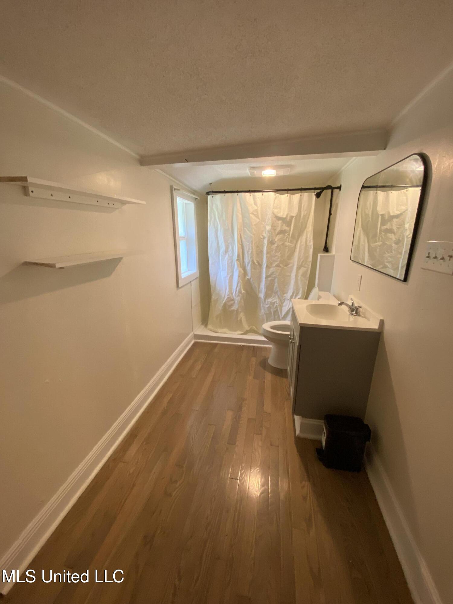 1505 Roosevelt Street Property Photo 9