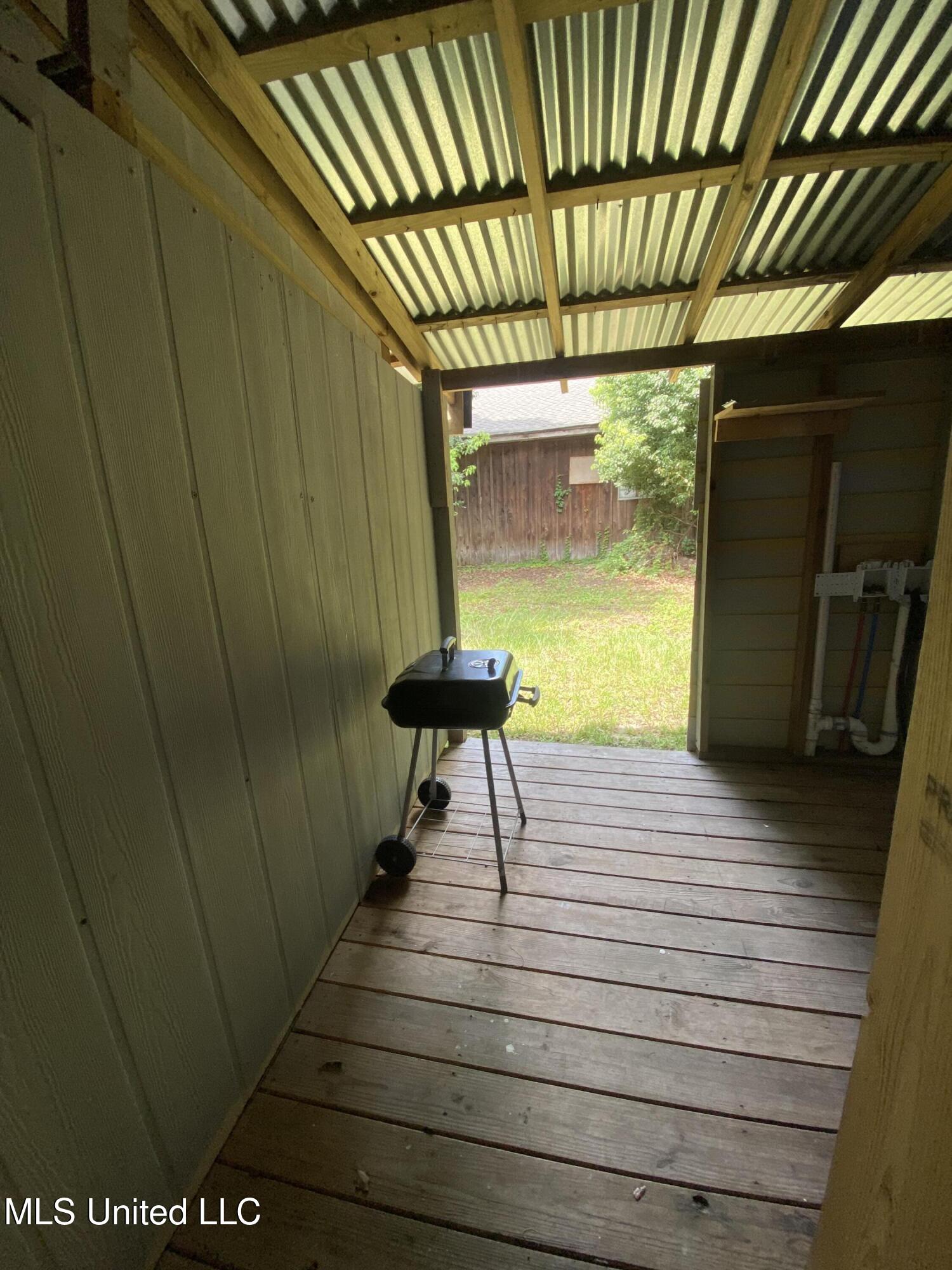 1505 Roosevelt Street Property Photo 10