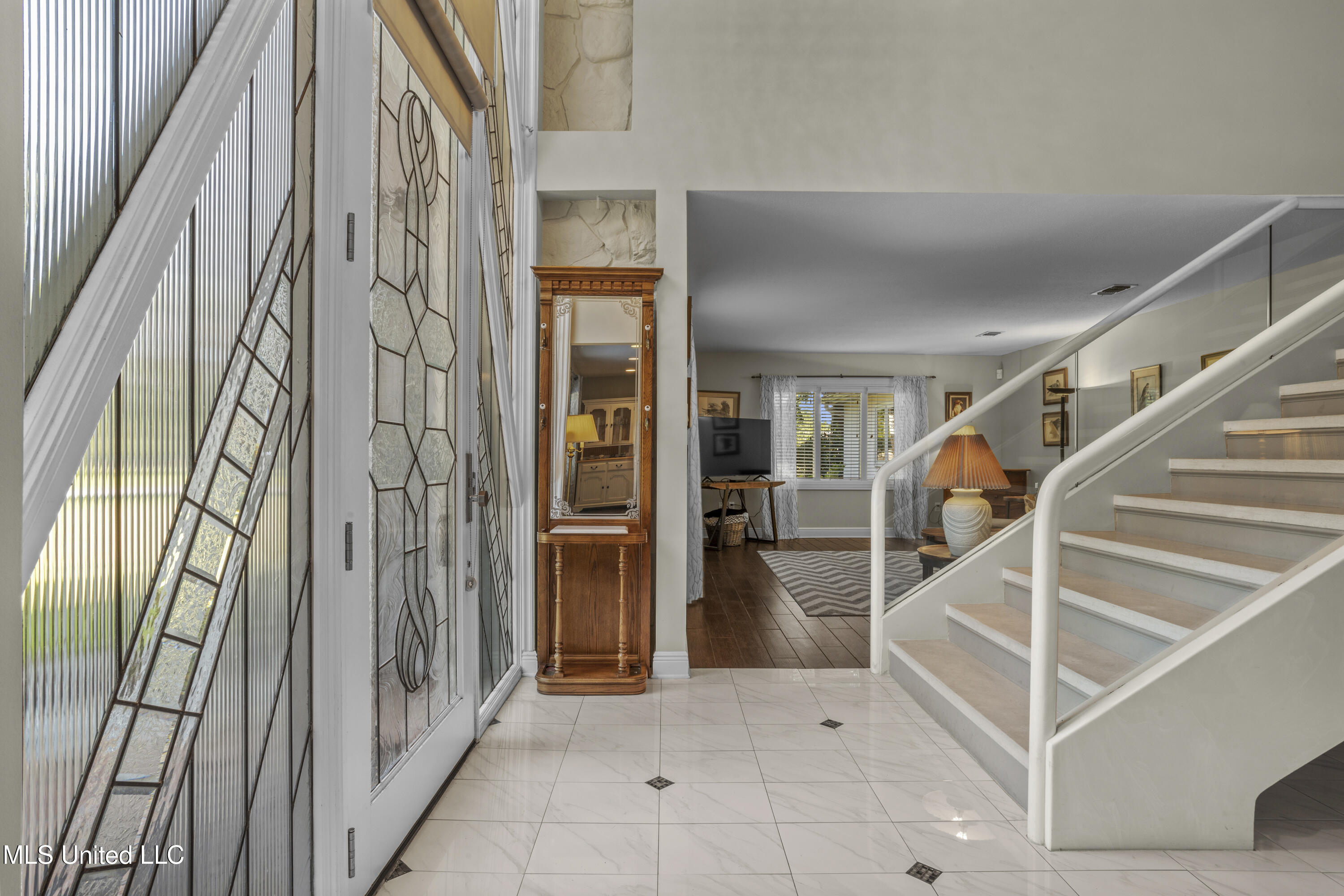 1 Povenir Place Property Photo 8