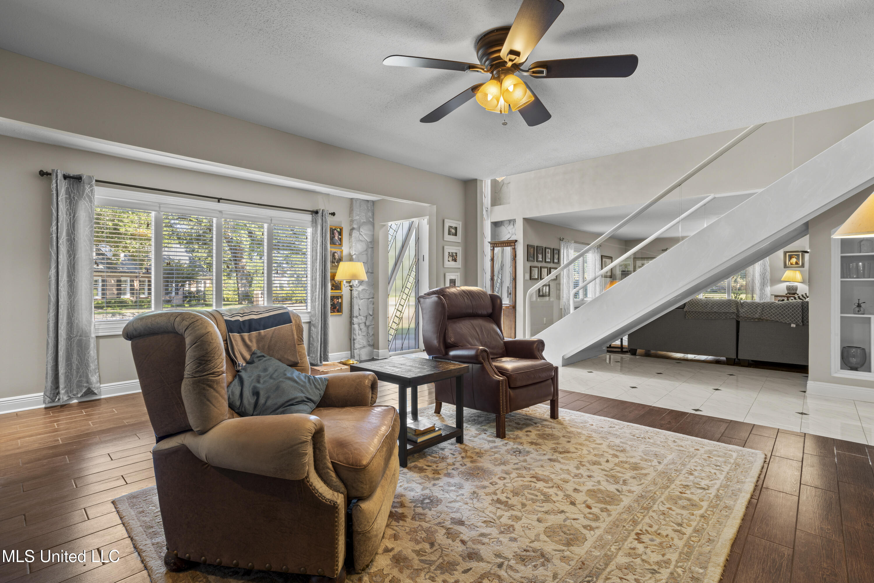 1 Povenir Place Property Photo 13