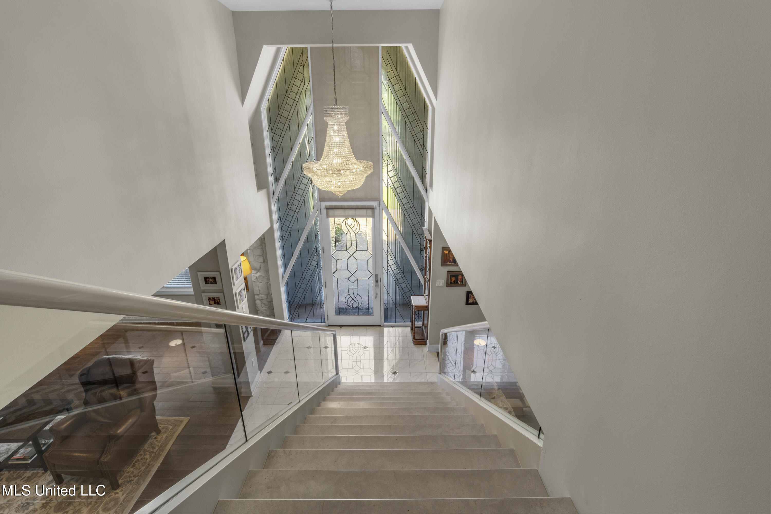 1 Povenir Place Property Photo 36