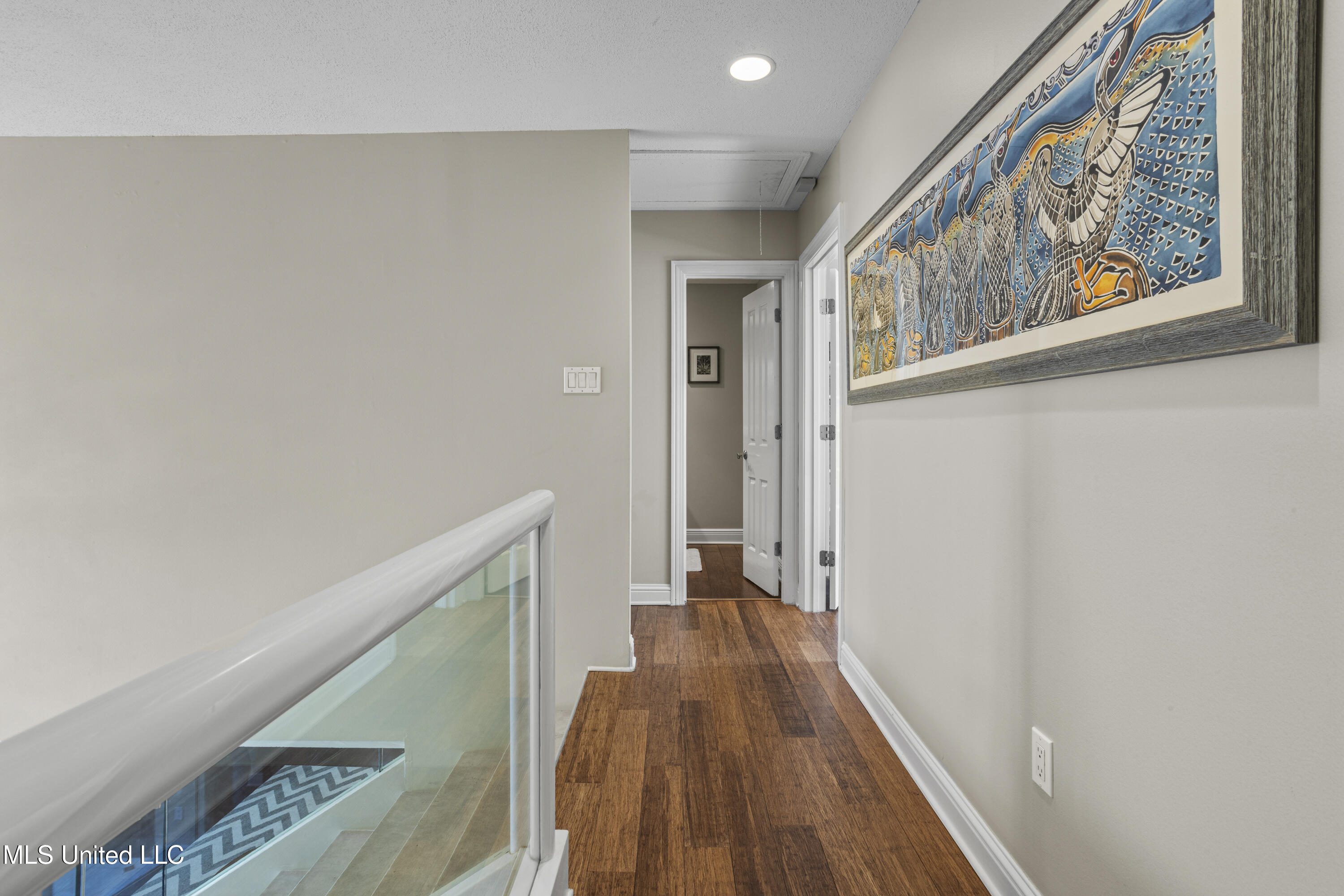 1 Povenir Place Property Photo 49