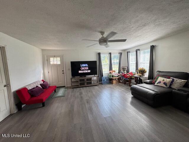 1019 Kennedy Road Property Photo 9