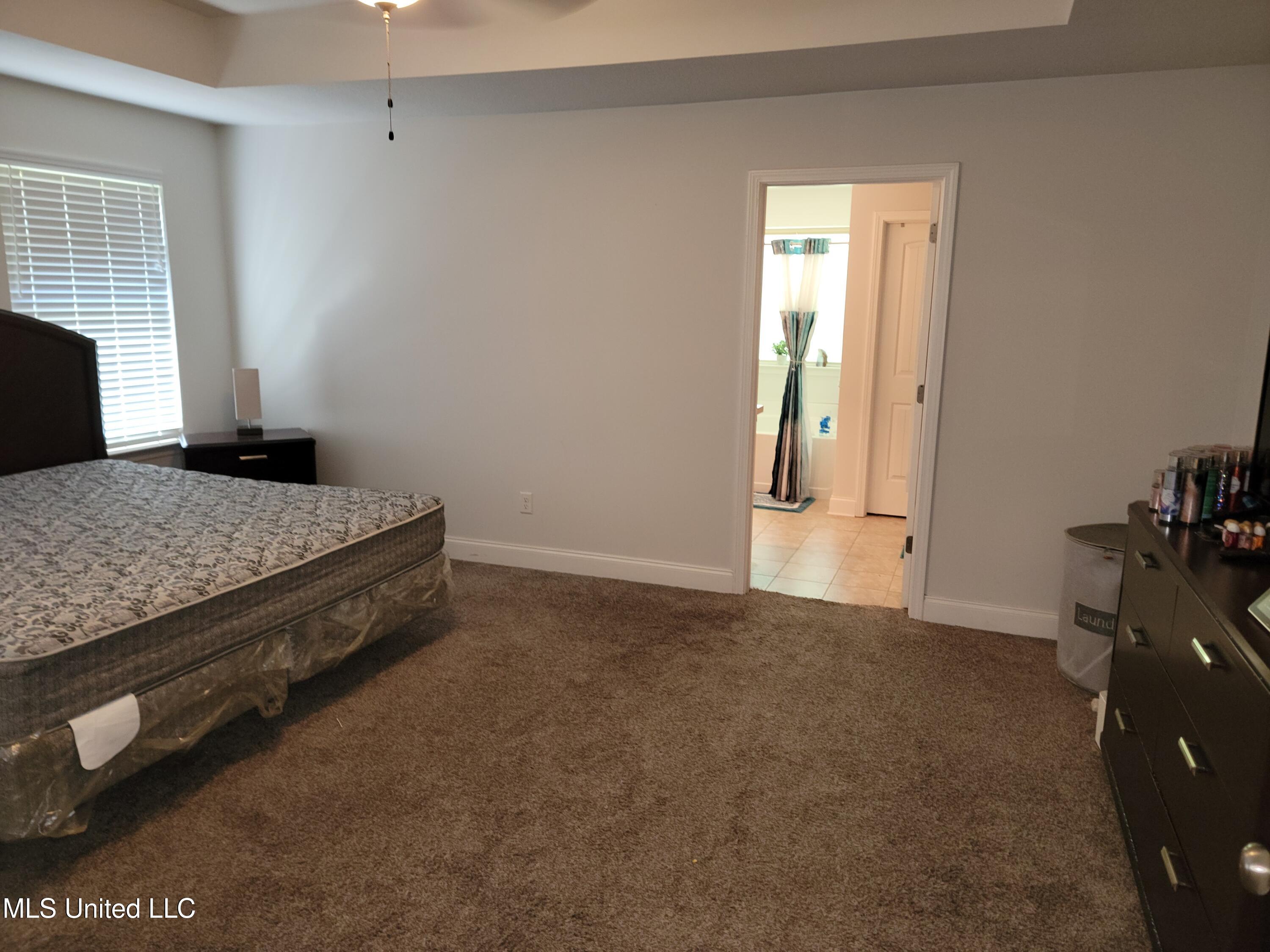 9598 Nielsen Drive Property Photo 12