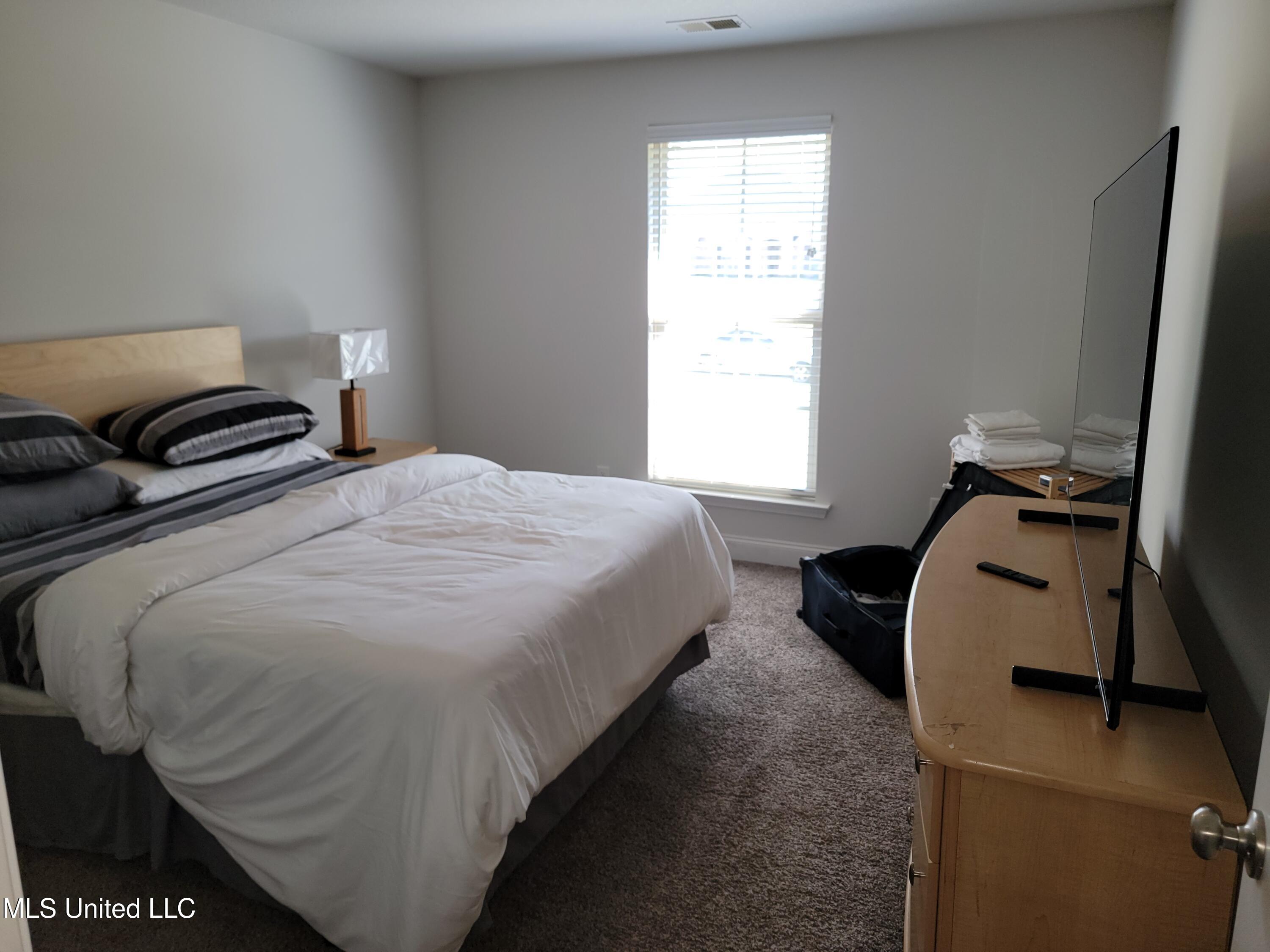 9598 Nielsen Drive Property Photo 16