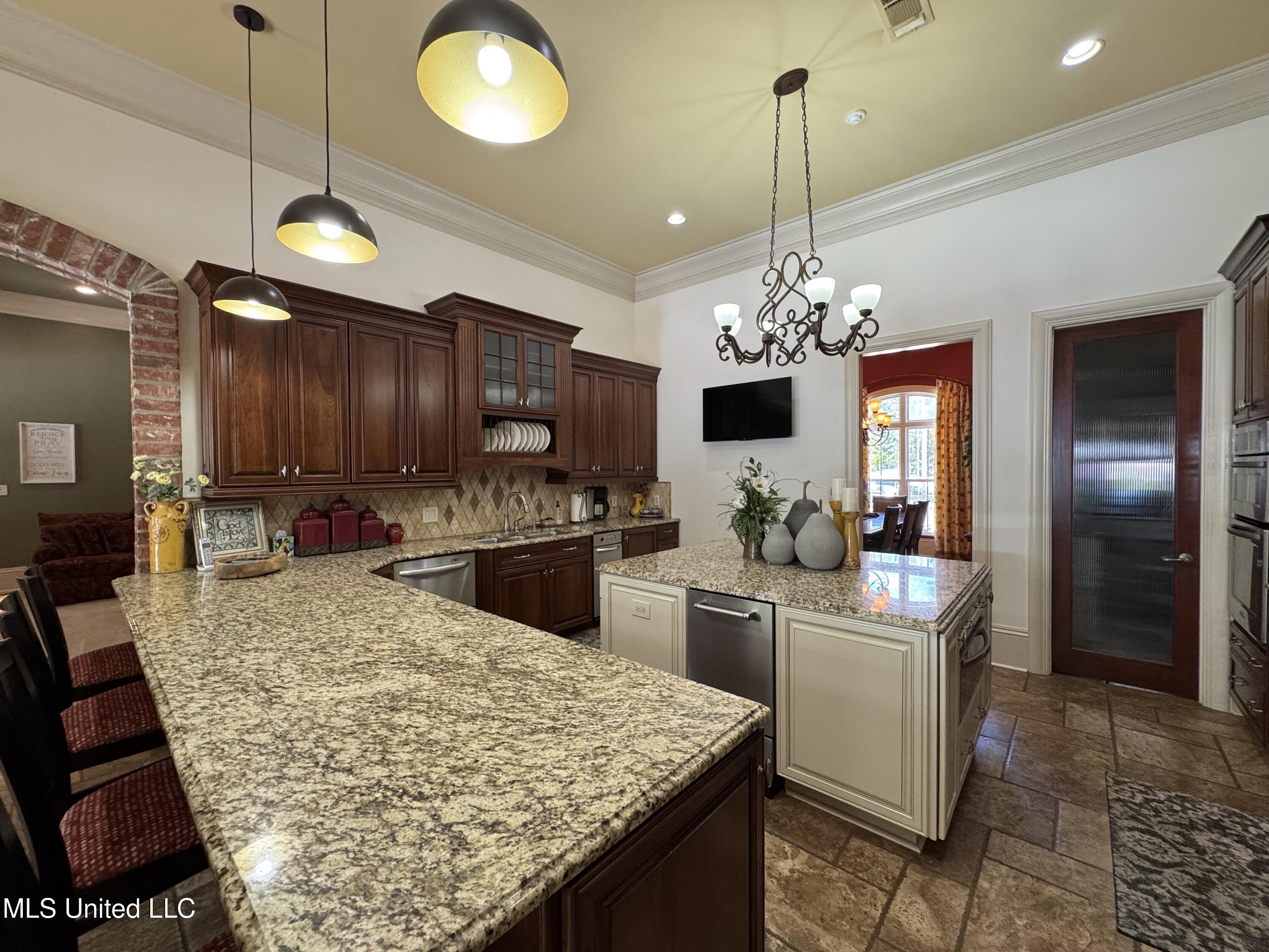 68 Southbrook Lane Property Photo 11