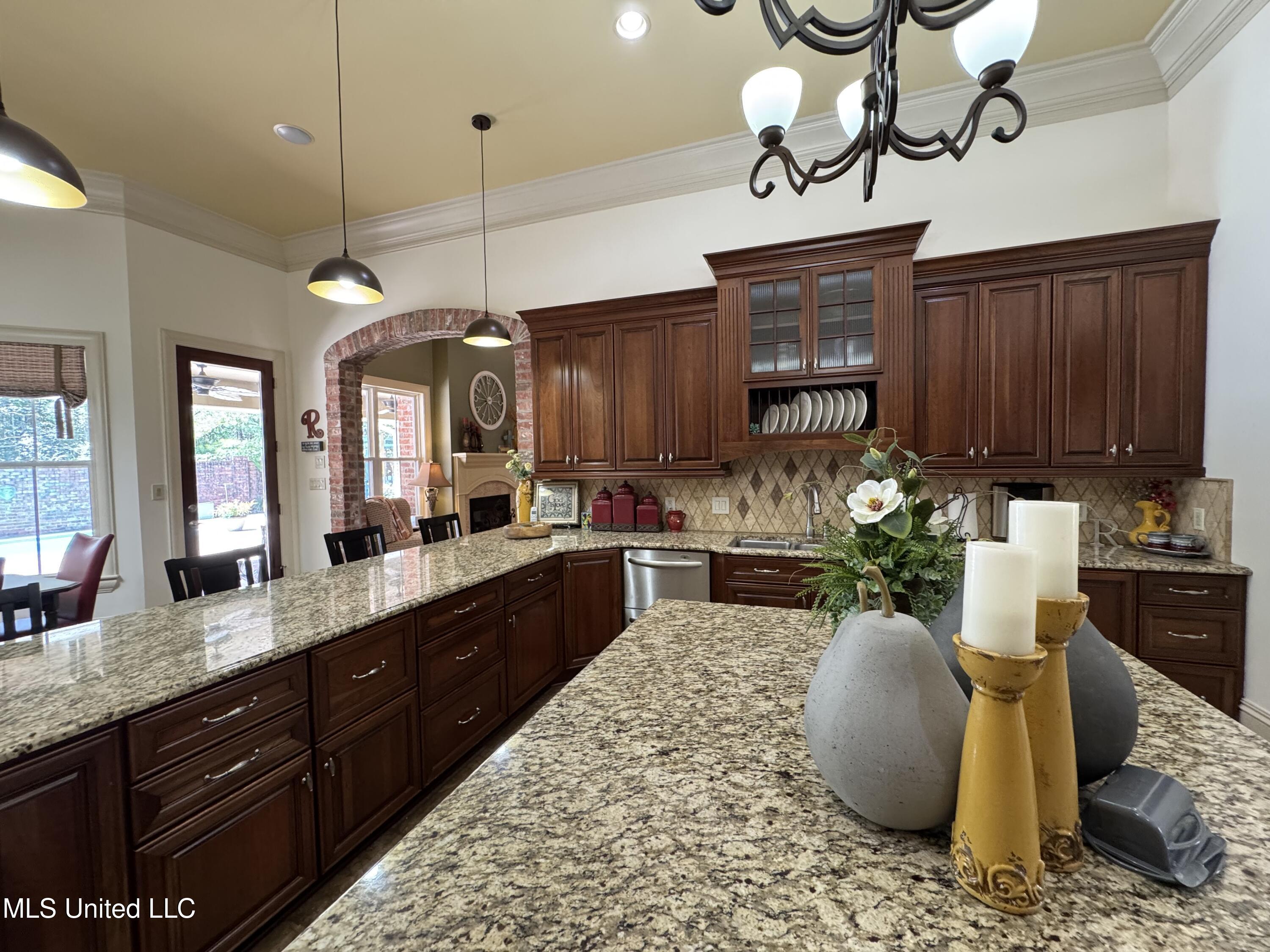 68 Southbrook Lane Property Photo 12