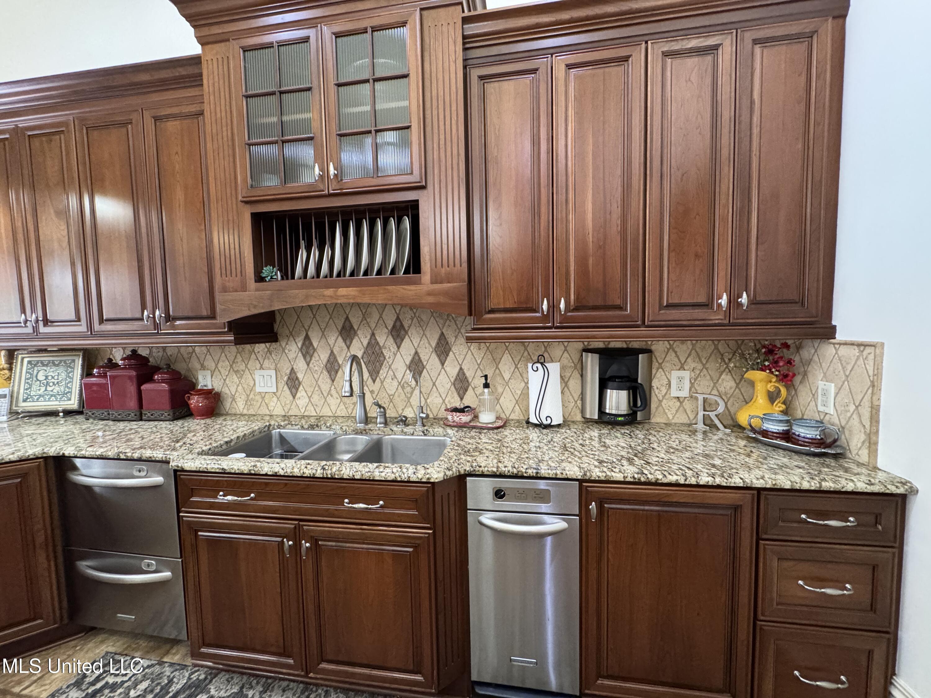 68 Southbrook Lane Property Photo 21