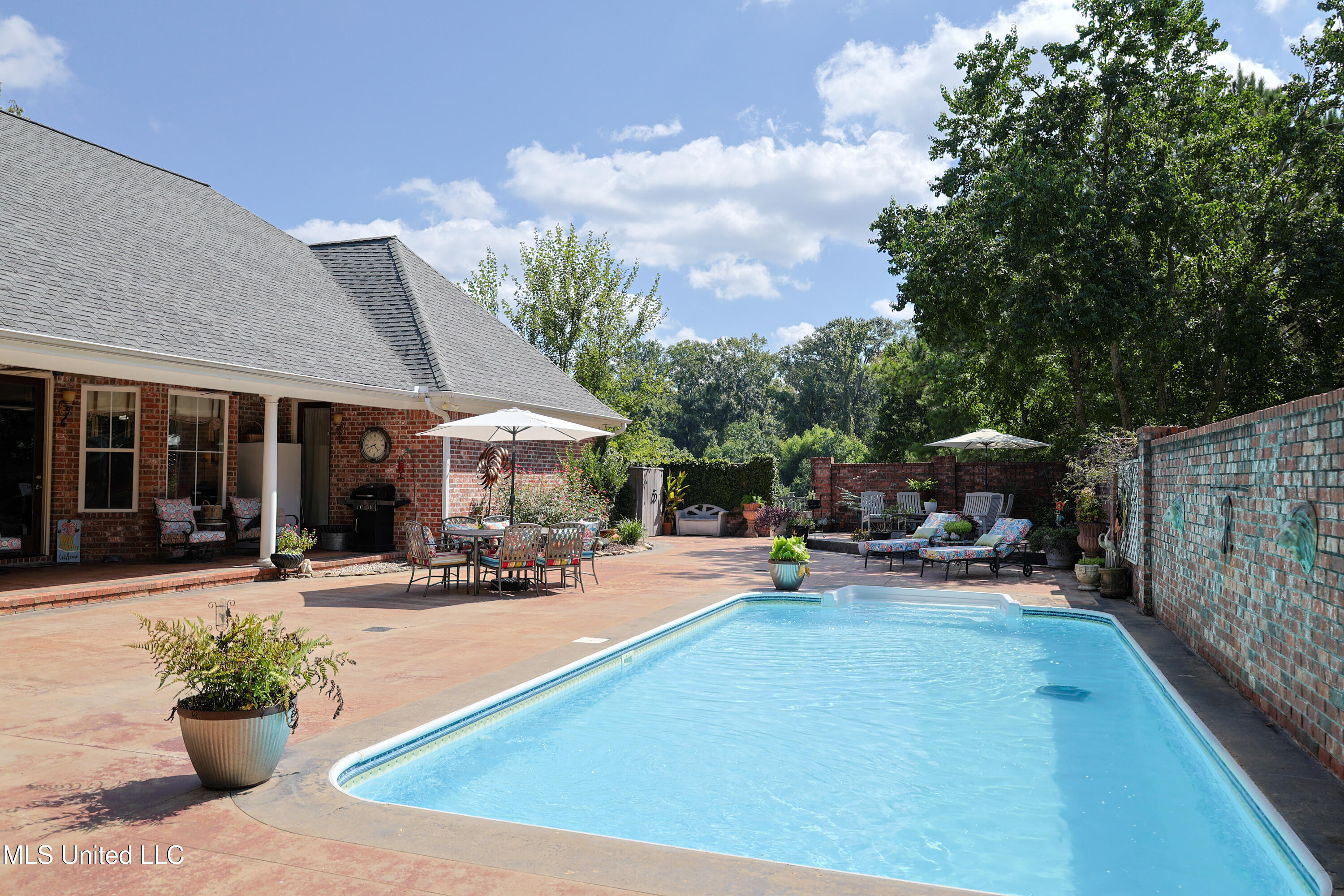 68 Southbrook Lane Property Photo 71