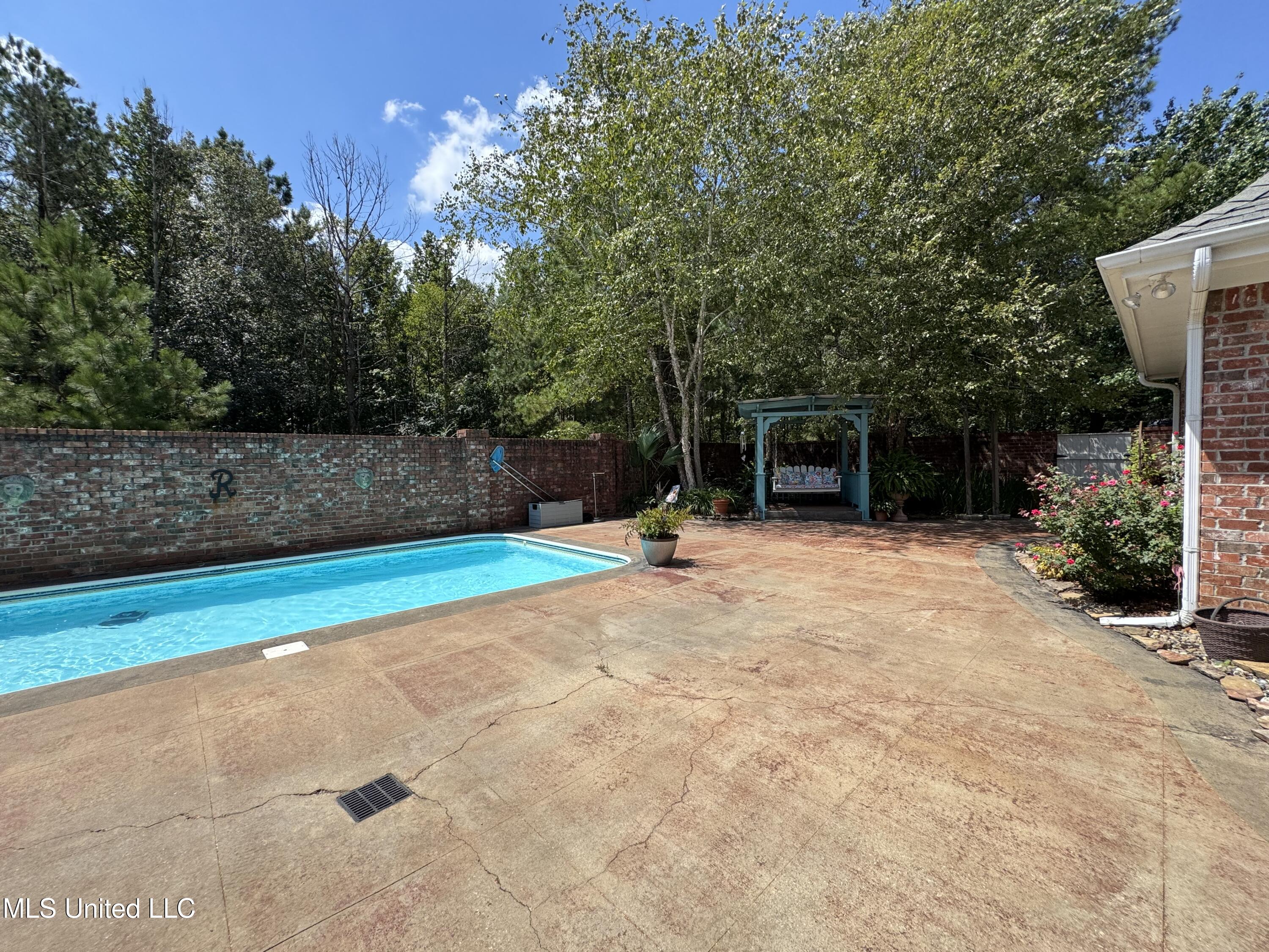 68 Southbrook Lane Property Photo 73