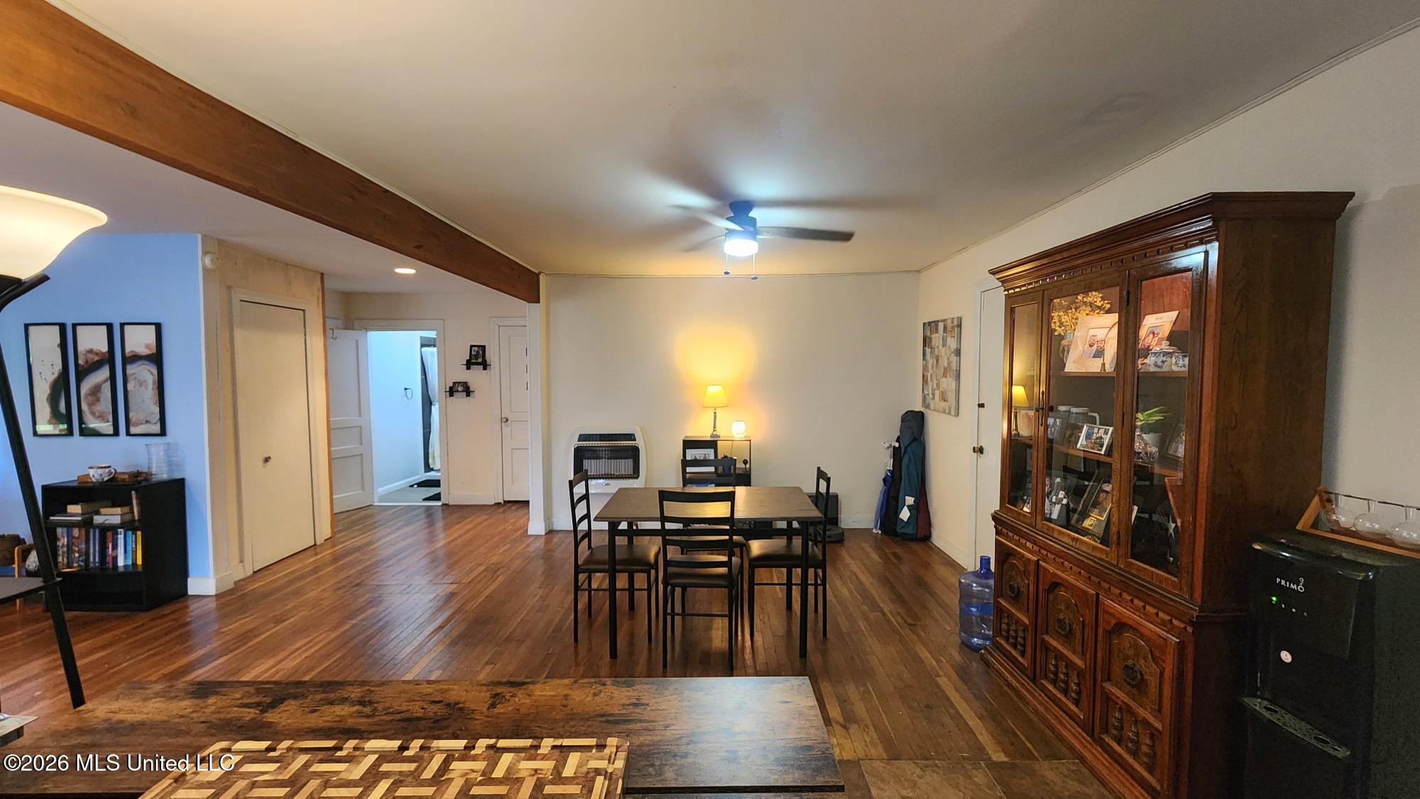 8 Lofton Lane Property Photo 9