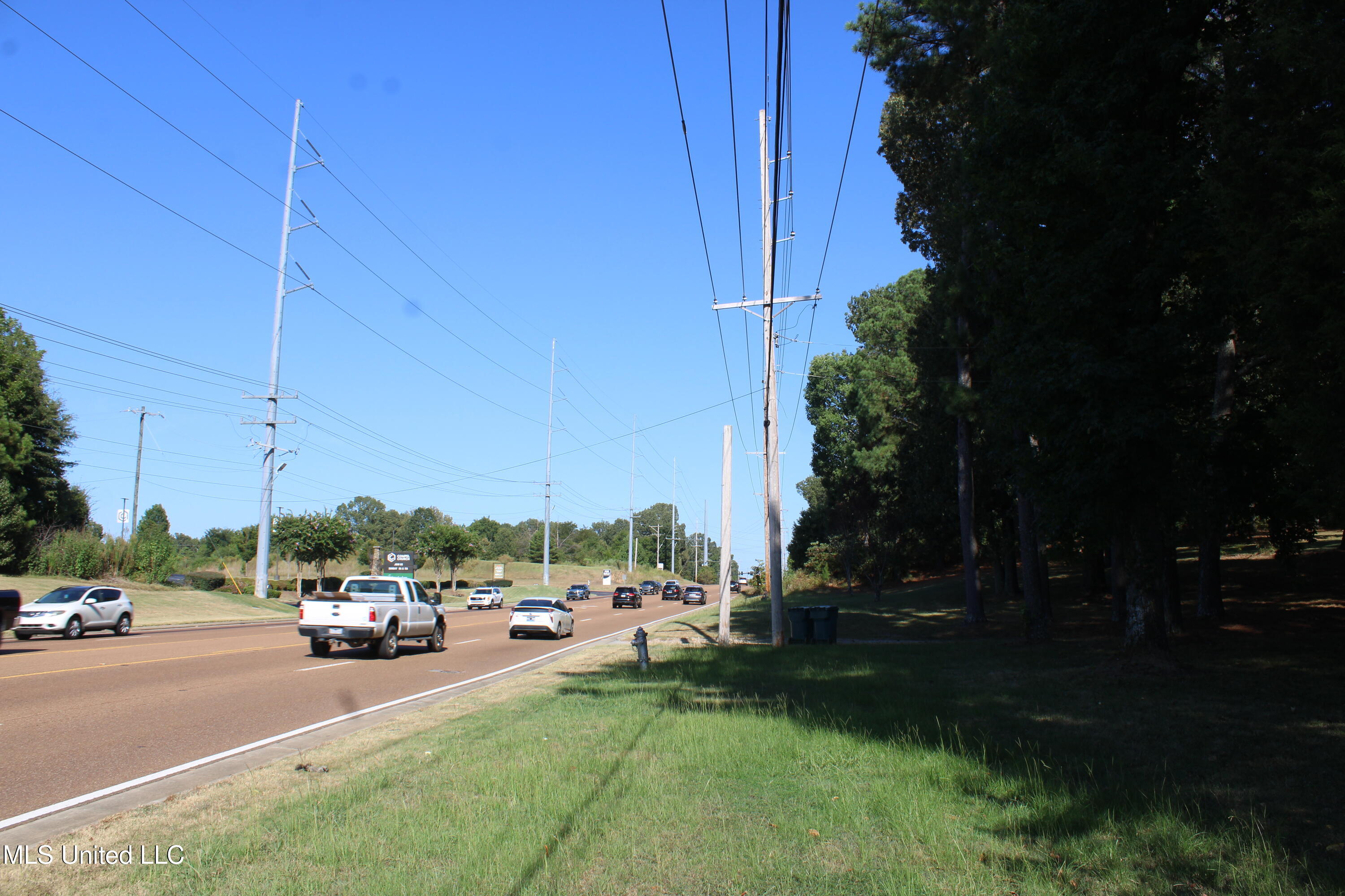 771 W Church Road Property Photo 4