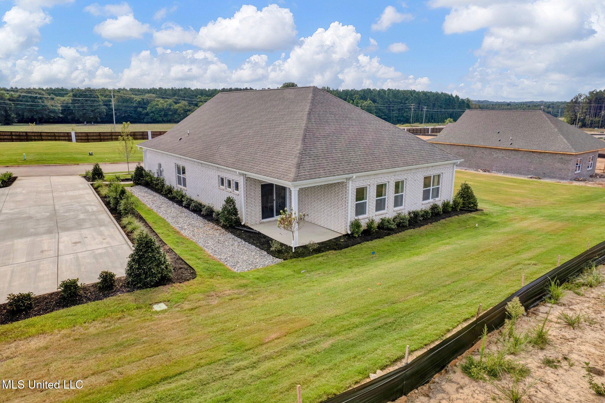 85 Harvest Dance Drive Property Photo 26