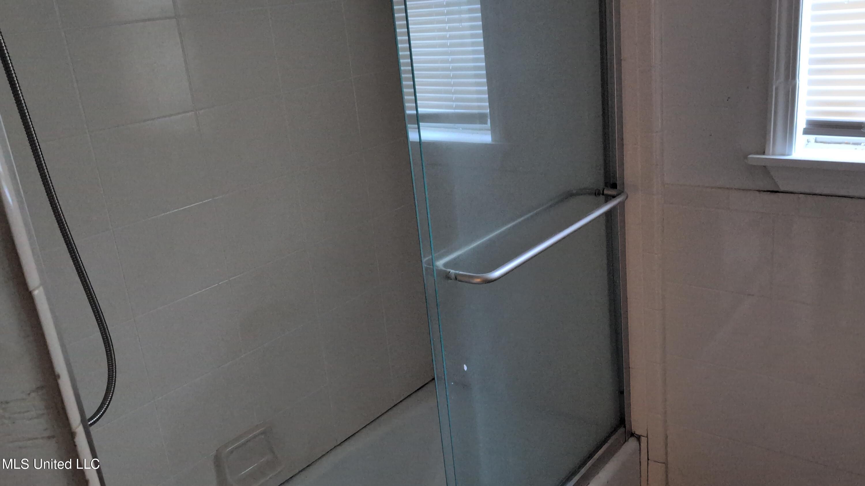 1044 Cooper Road Property Photo 14