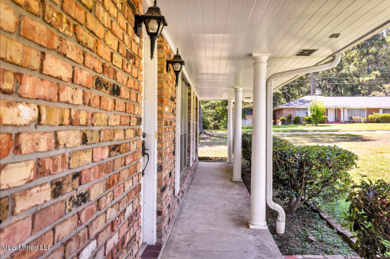 211 S Boley Drive Property Photo 5