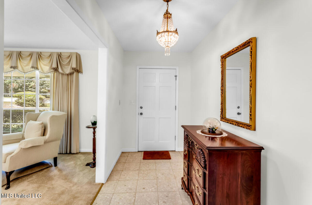 211 S Boley Drive Property Photo 6