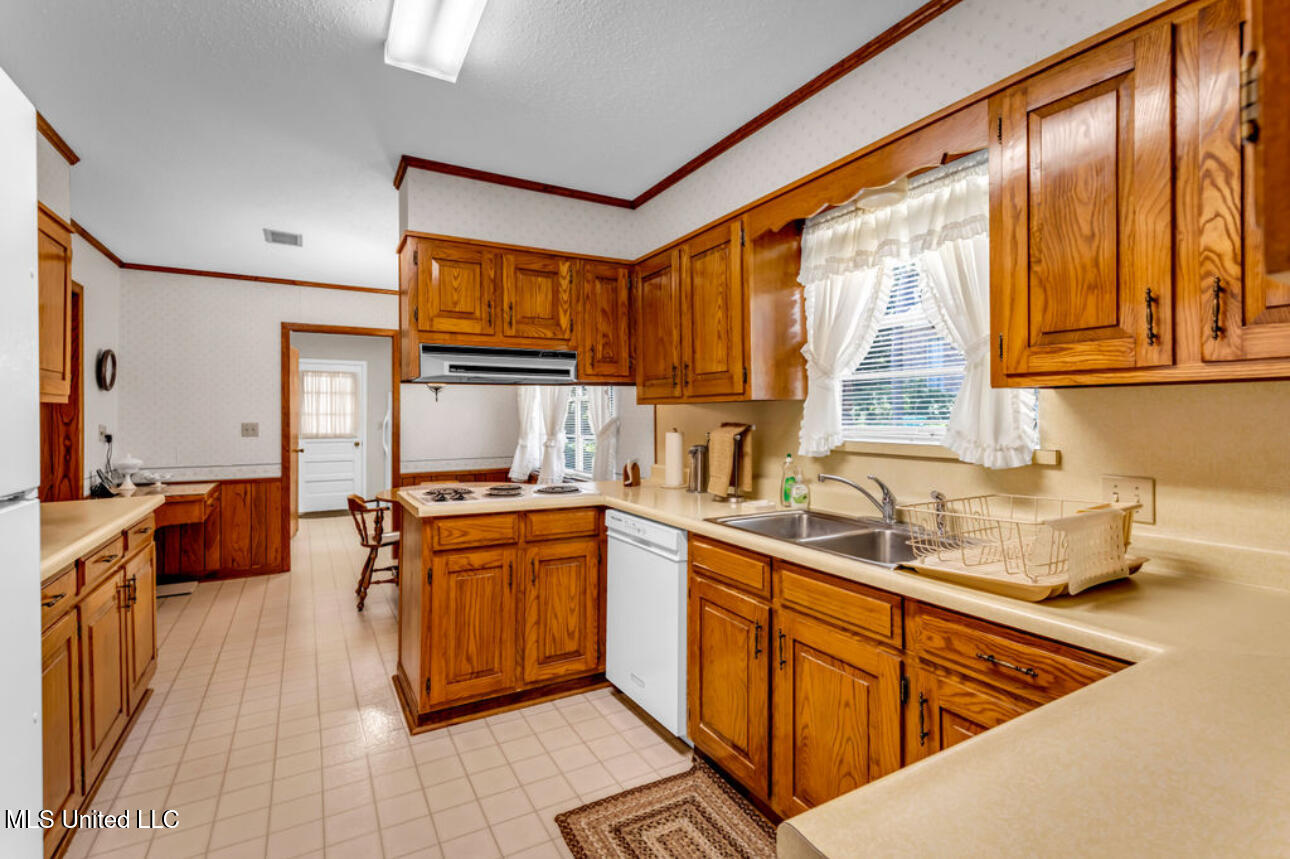 211 S Boley Drive Property Photo 15