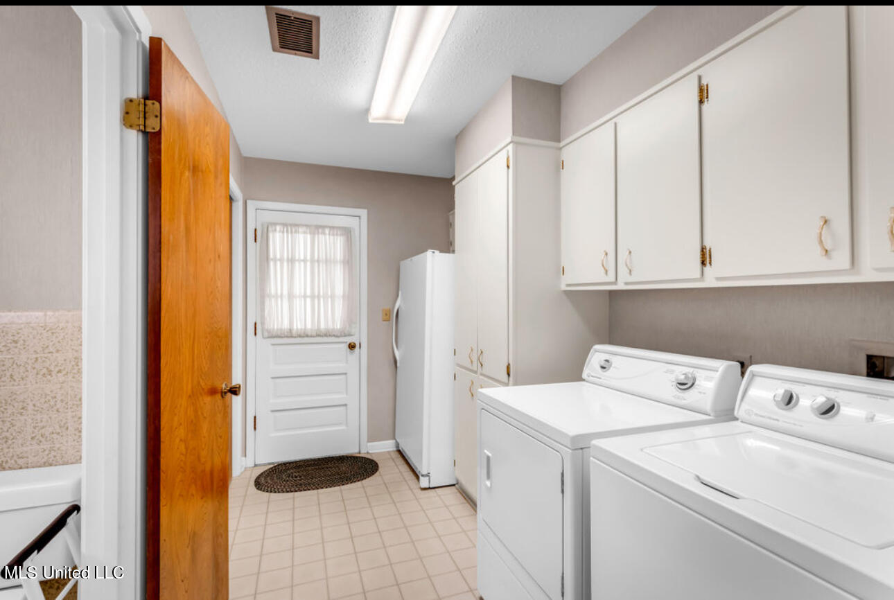 211 S Boley Drive Property Photo 30