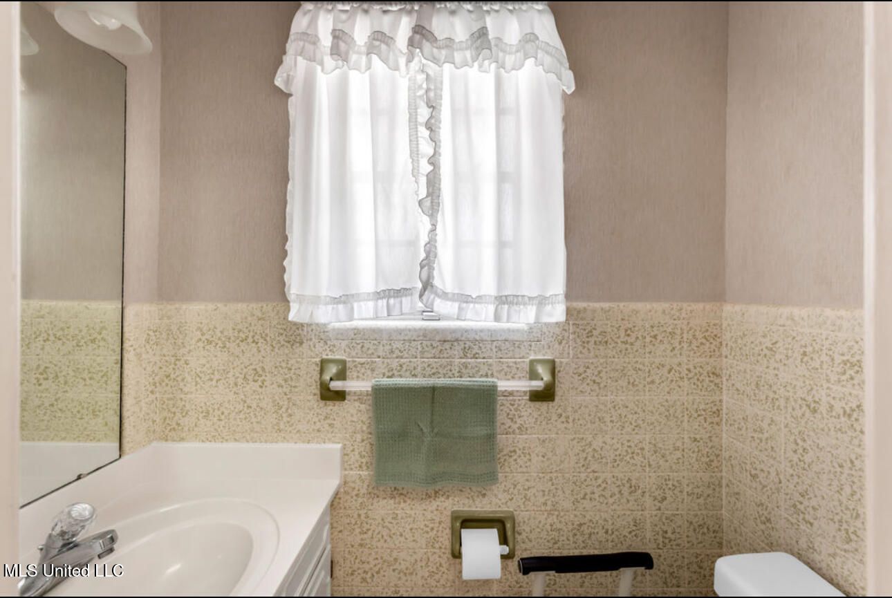 211 S Boley Drive Property Photo 31