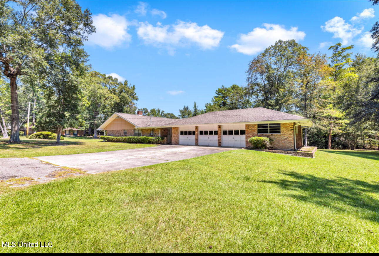 211 S Boley Drive Property Photo 36