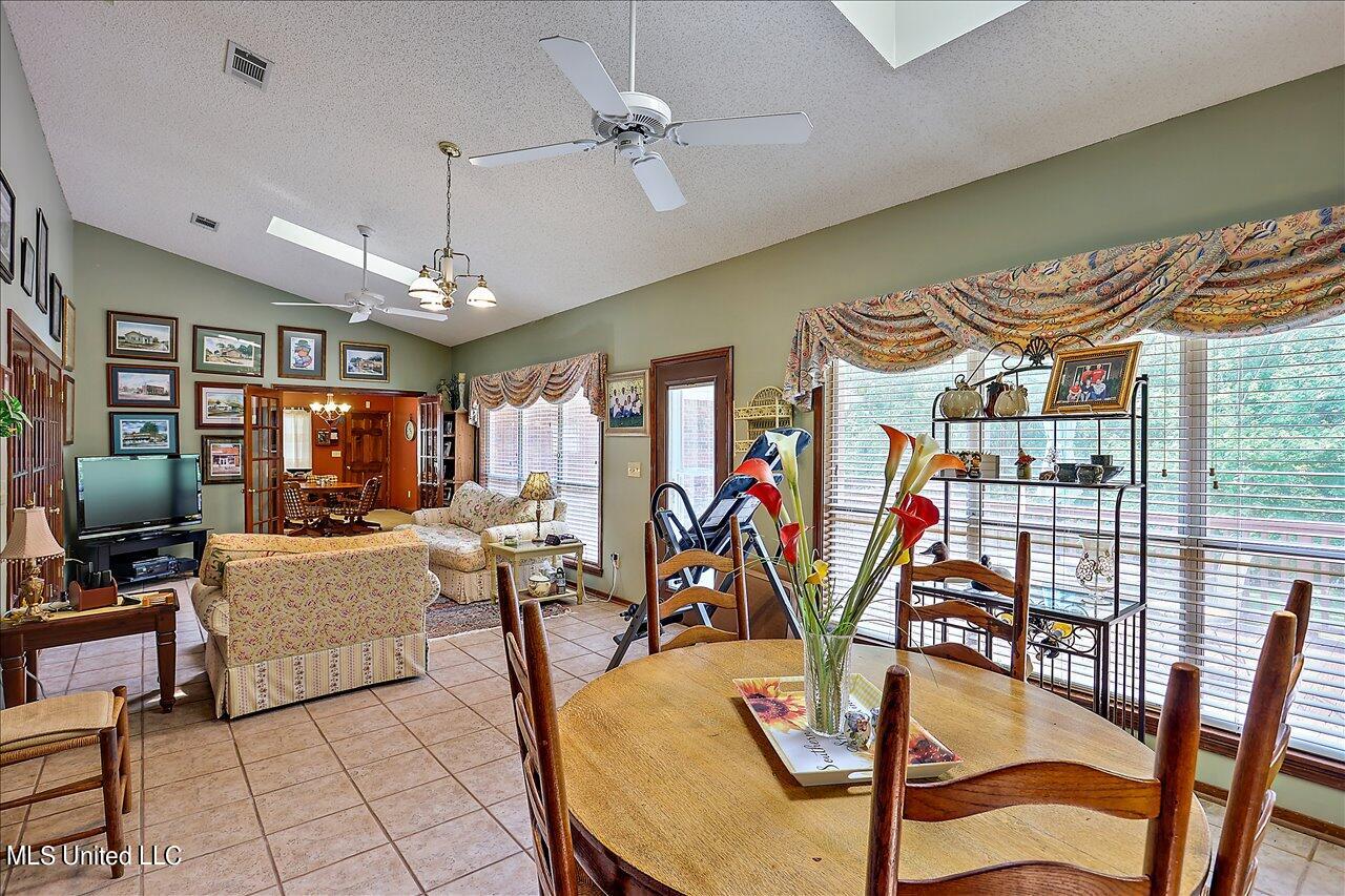 1600 Pine Hill Drive Property Photo 26