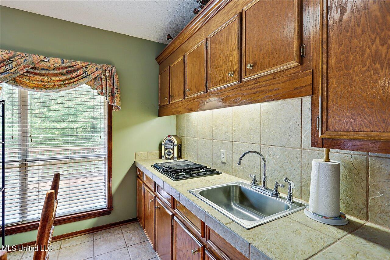 1600 Pine Hill Drive Property Photo 29