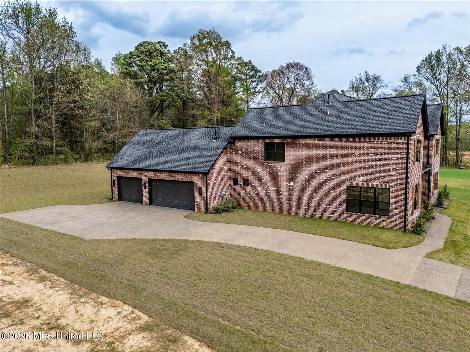 1474 Tributary Drive Property Photo 7